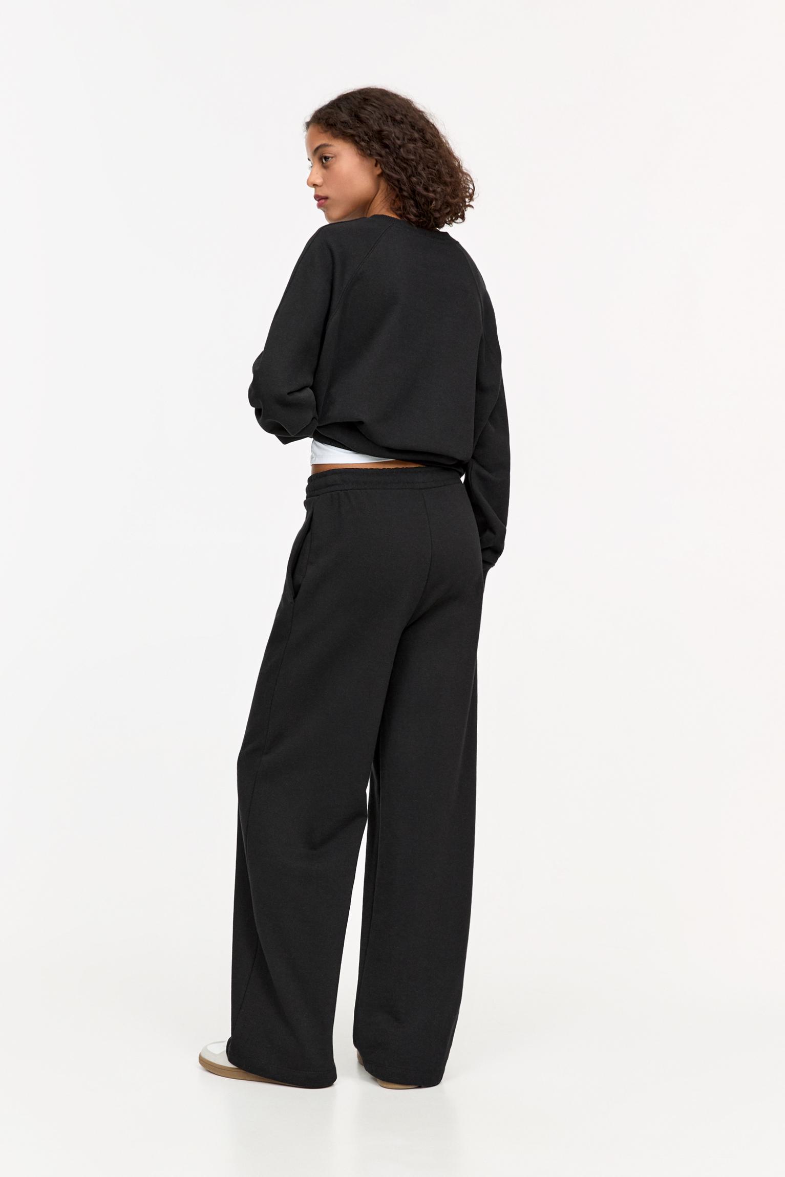 Wide leg tracksuit pants Product Image