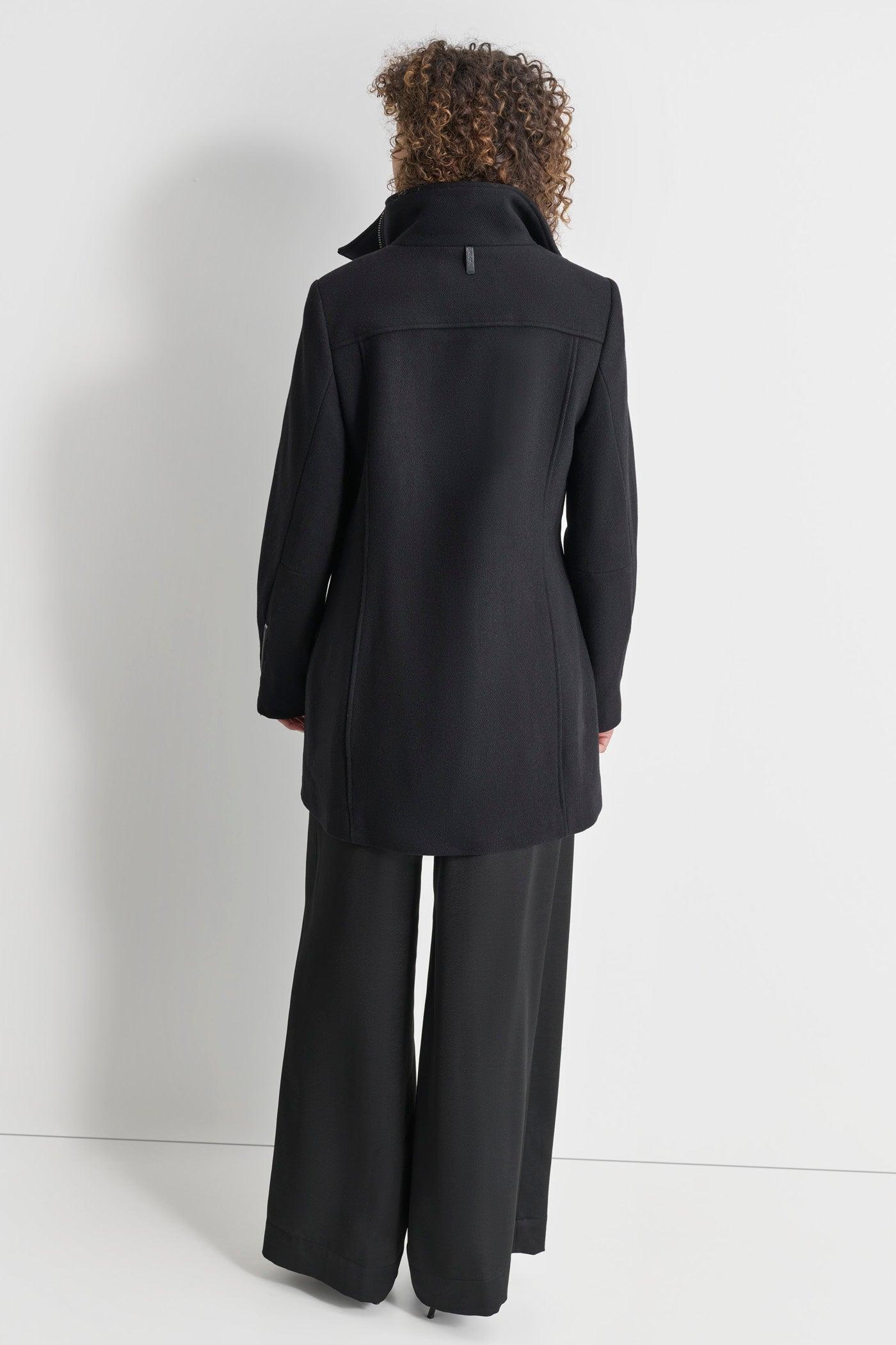 WOOL COAT WITH ZIPPER DETAIL Product Image