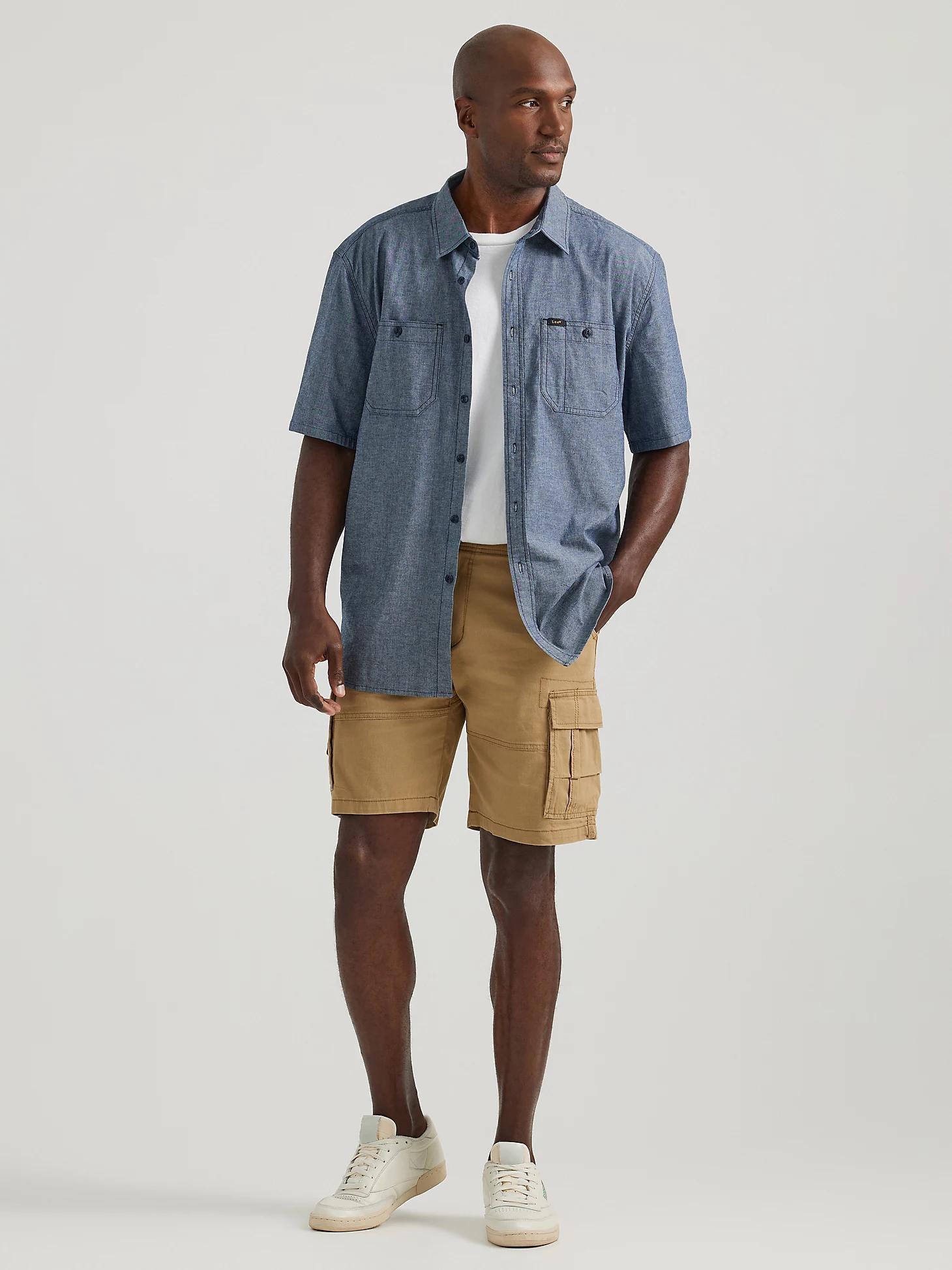 Men's Extreme Motion Short Sleeve Utility Workshirt | Men's Tops & Tees | Lee® Product Image