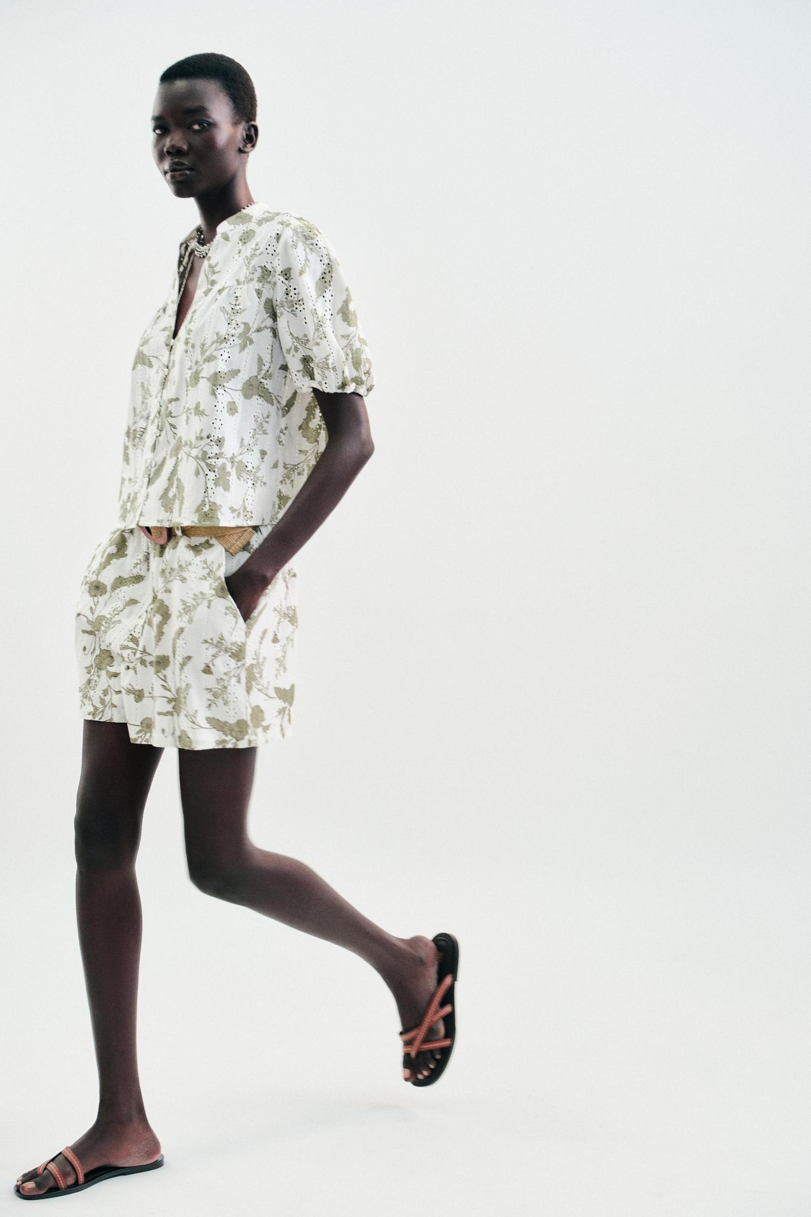 PRINTED SHORTS WITH PERFORATED EMBROIDERY Product Image