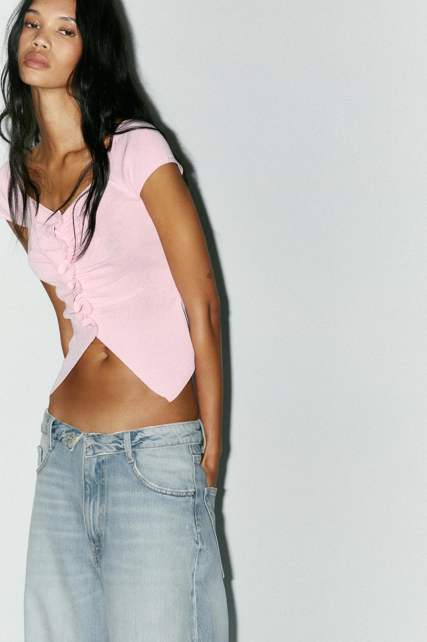 RUCHED KNIT TOP Product Image