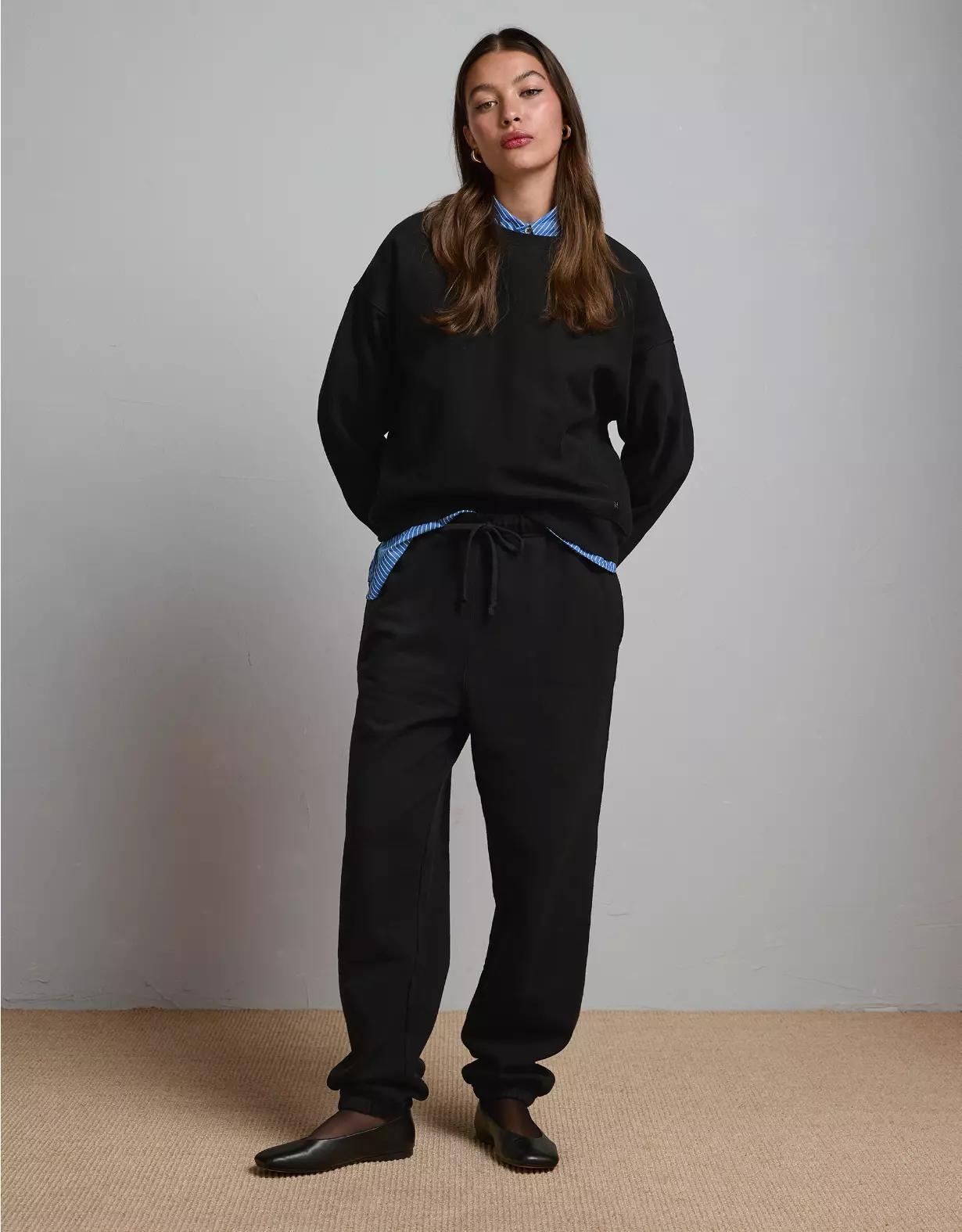 AE77 Premium Fleece Jogger Product Image