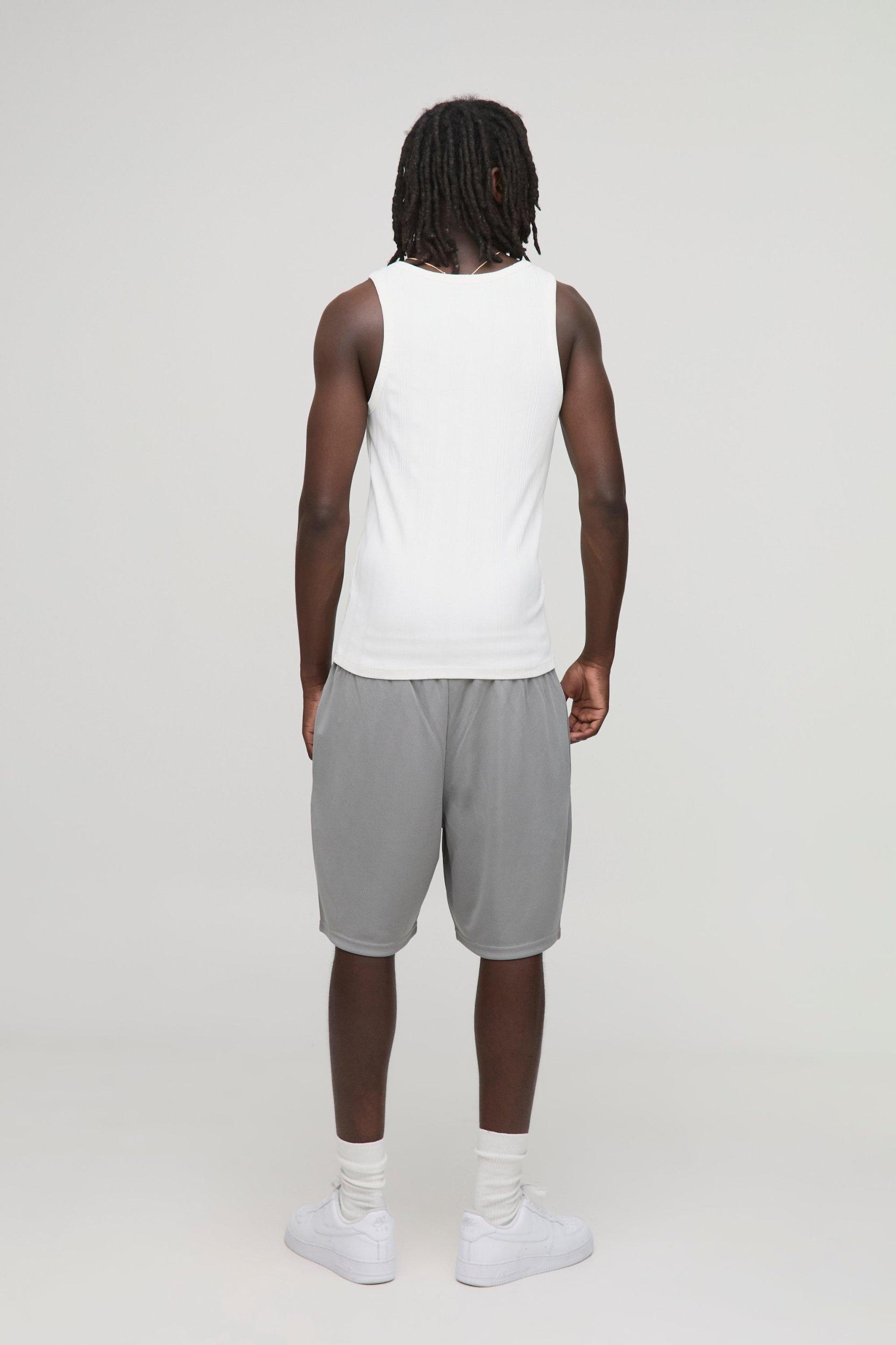 Relaxed Fit Man Mid Length Mesh Shorts | boohooMAN USA Product Image