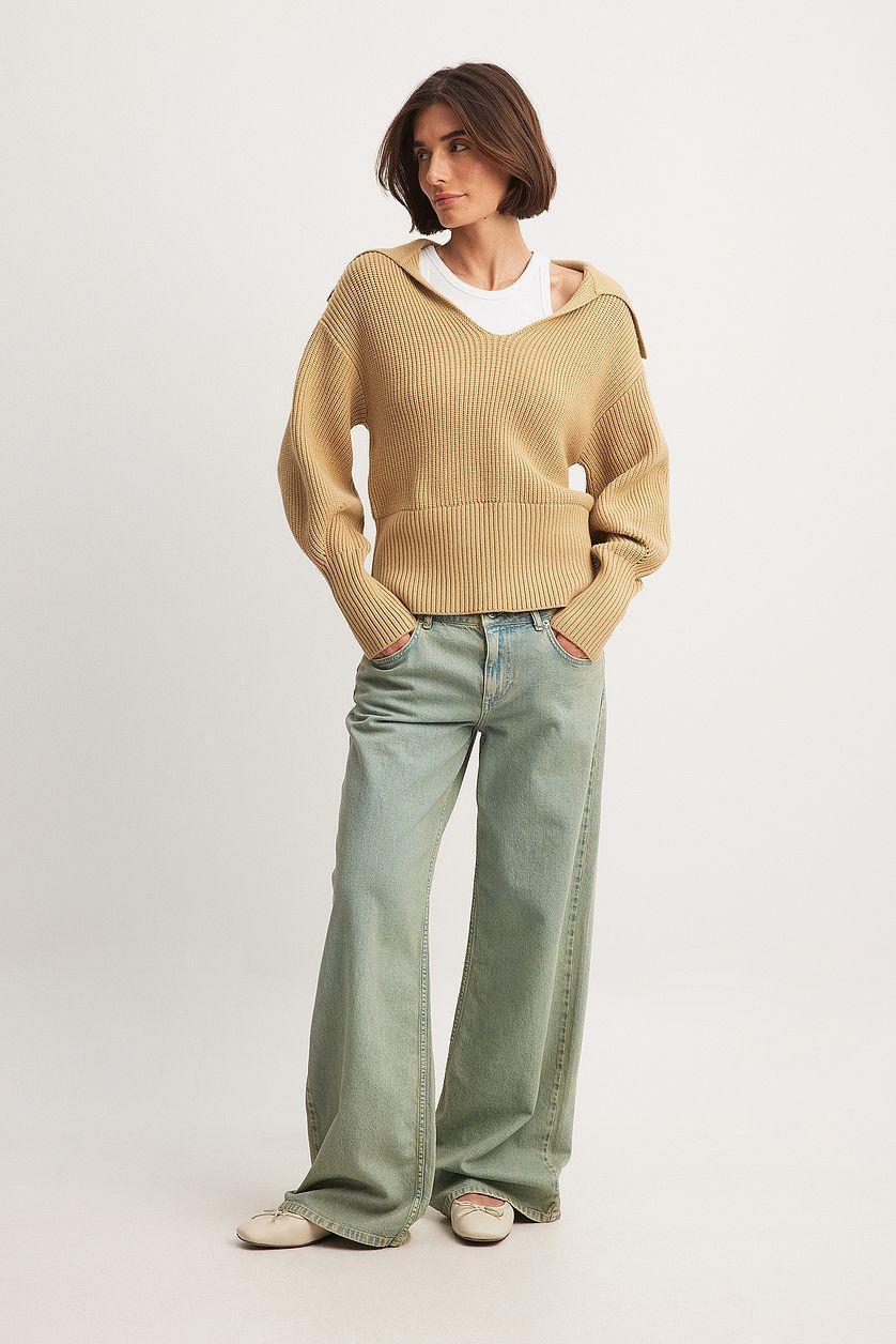 V-neck Knitted Collar Sweater Product Image