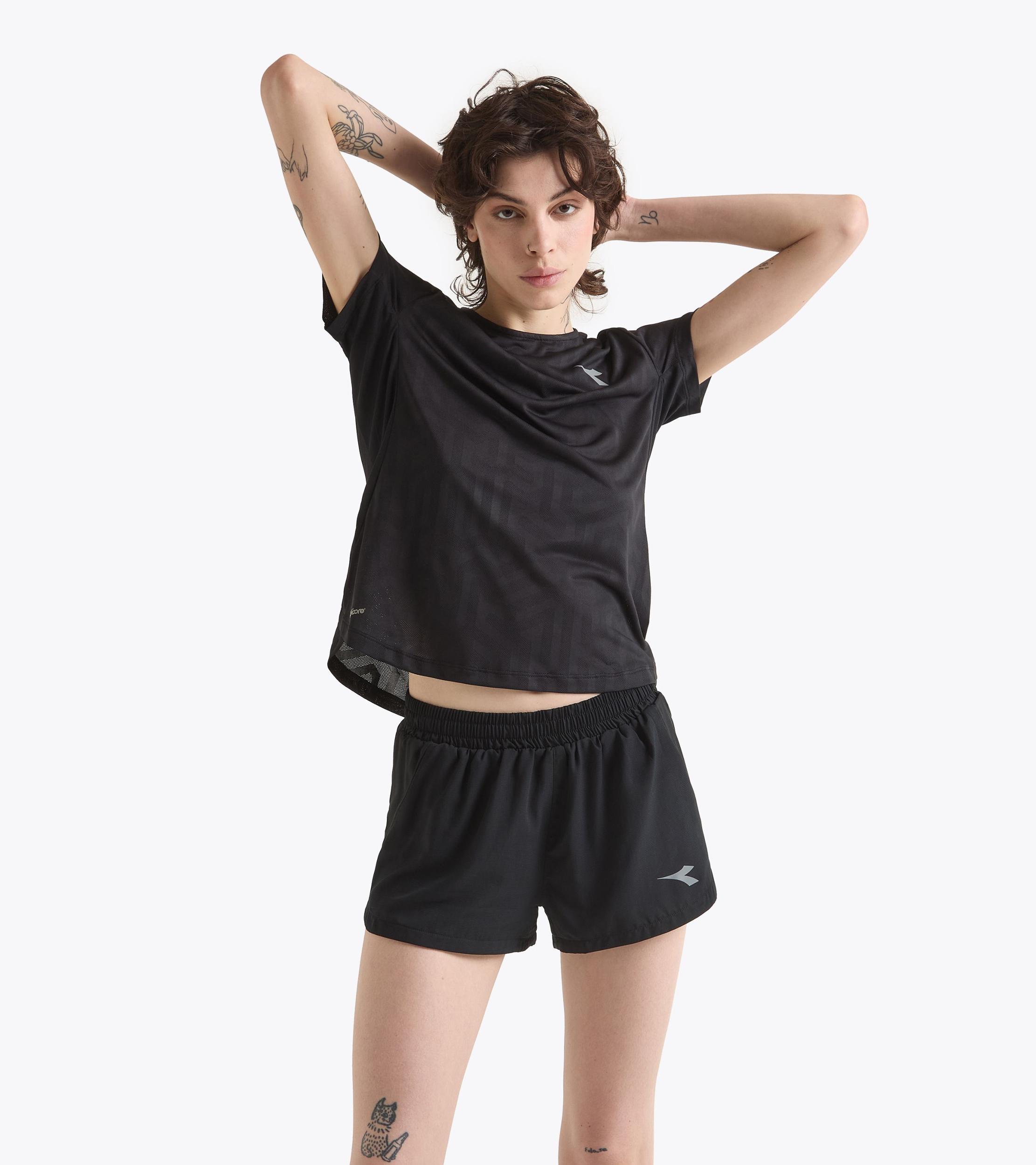 L. SUPER LIGHT SS T-SHIRT Product Image