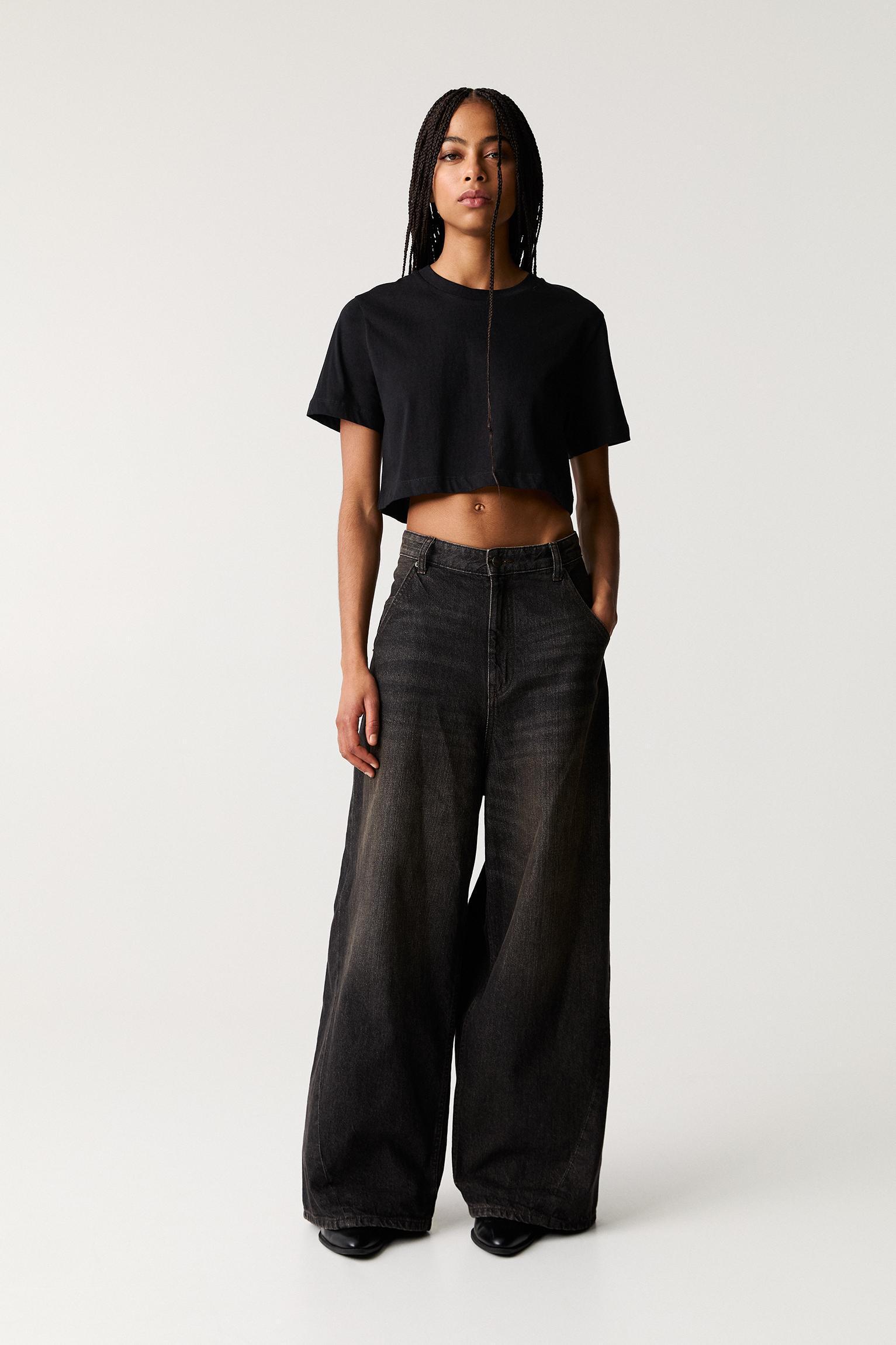 Basic cropped T-shirt Product Image