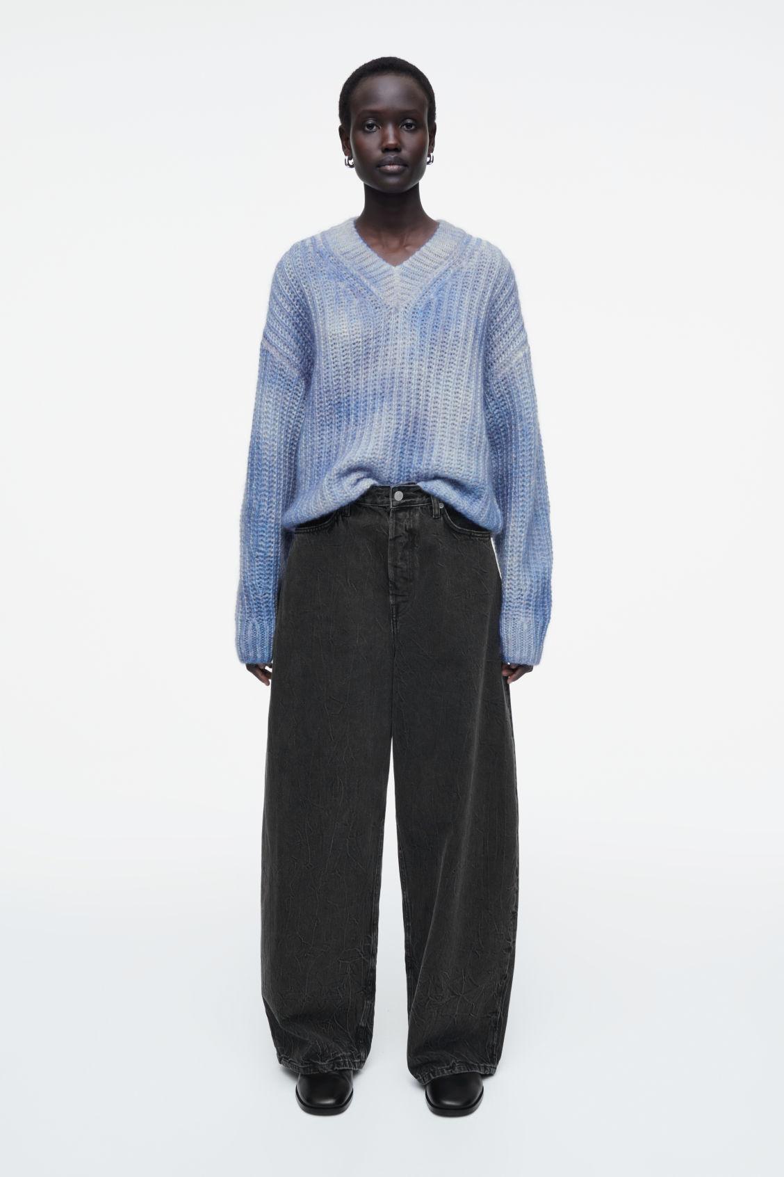 SPRAY-EFFECT MOHAIR V-NECK SWEATER Product Image