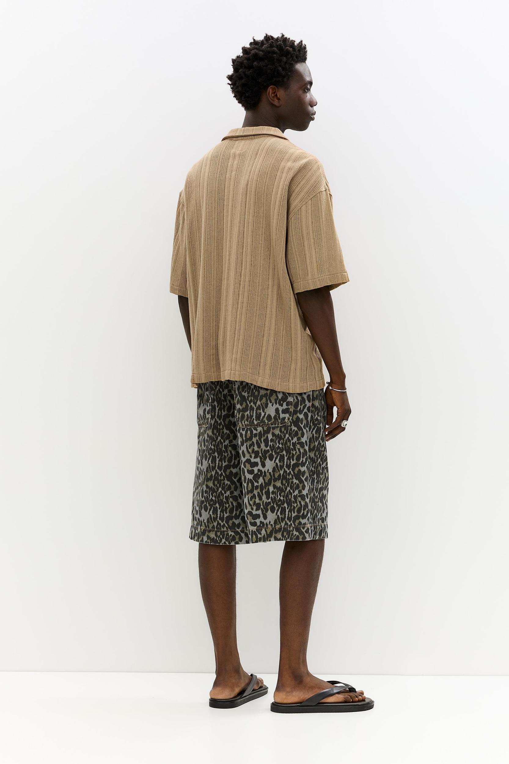 Short sleeve shirt Product Image