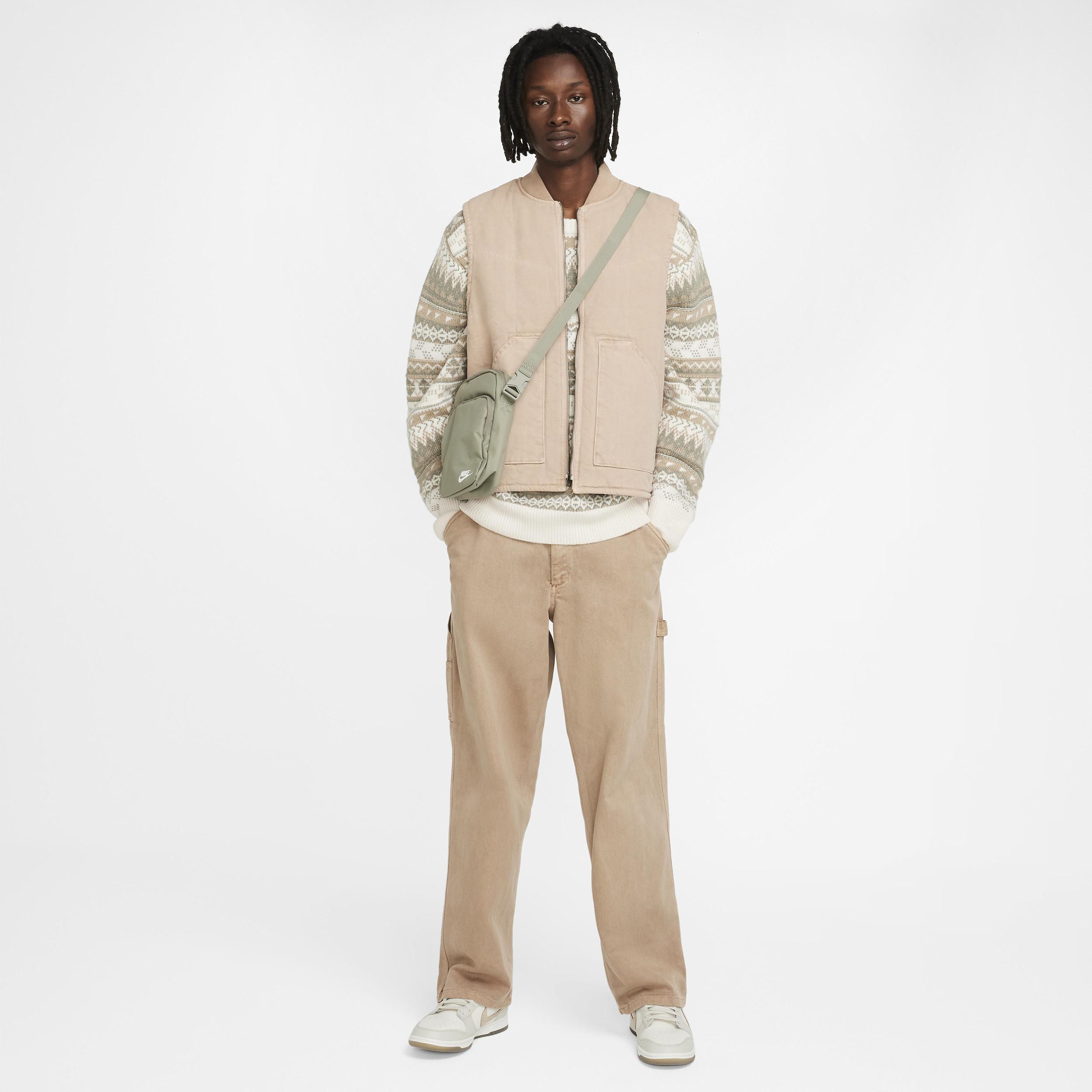 Nike Life Men's Padded Work Vest Product Image