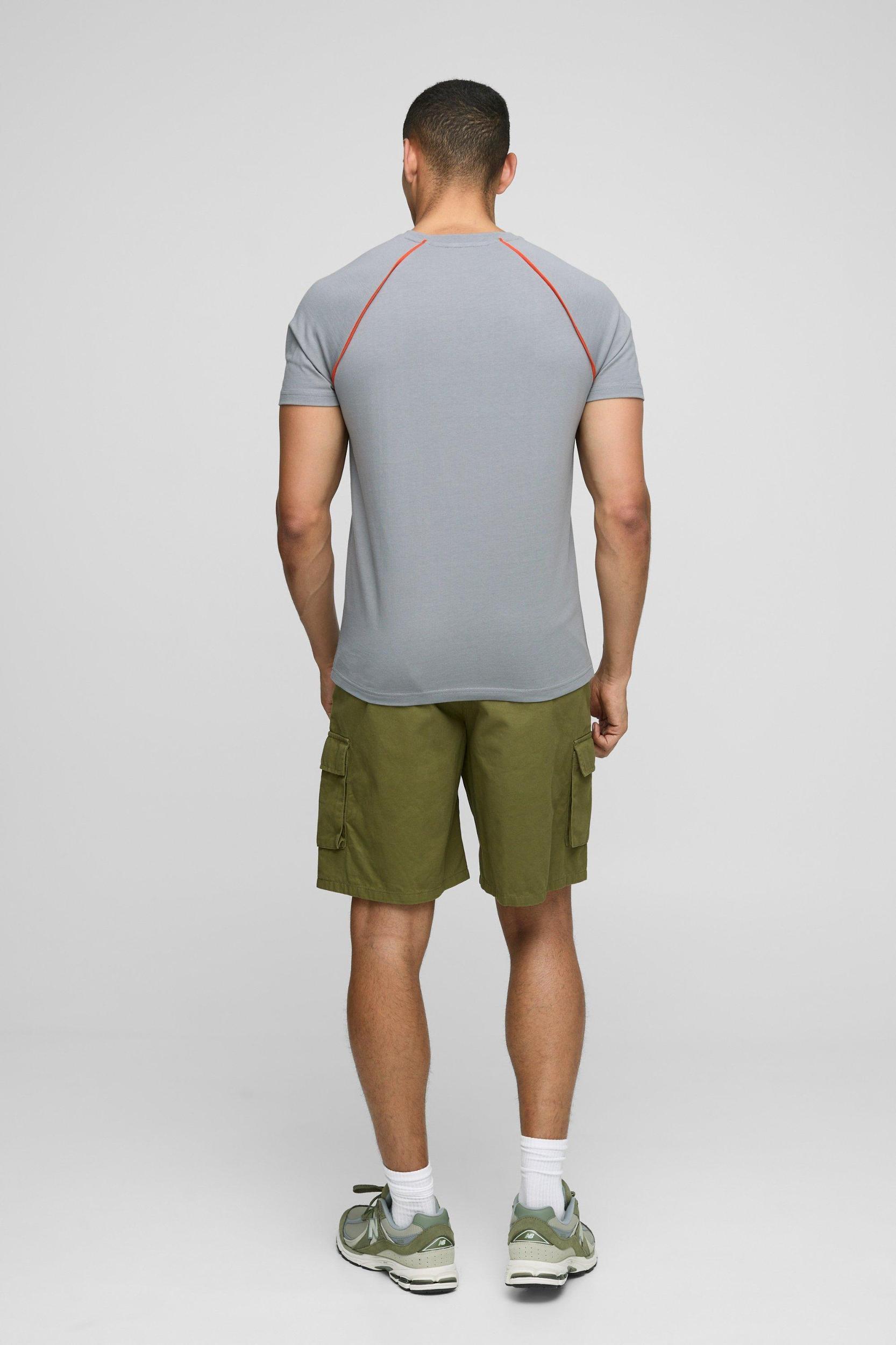 Fixed Waist Baggy Cargo Twill Shorts | boohooMAN USA Product Image