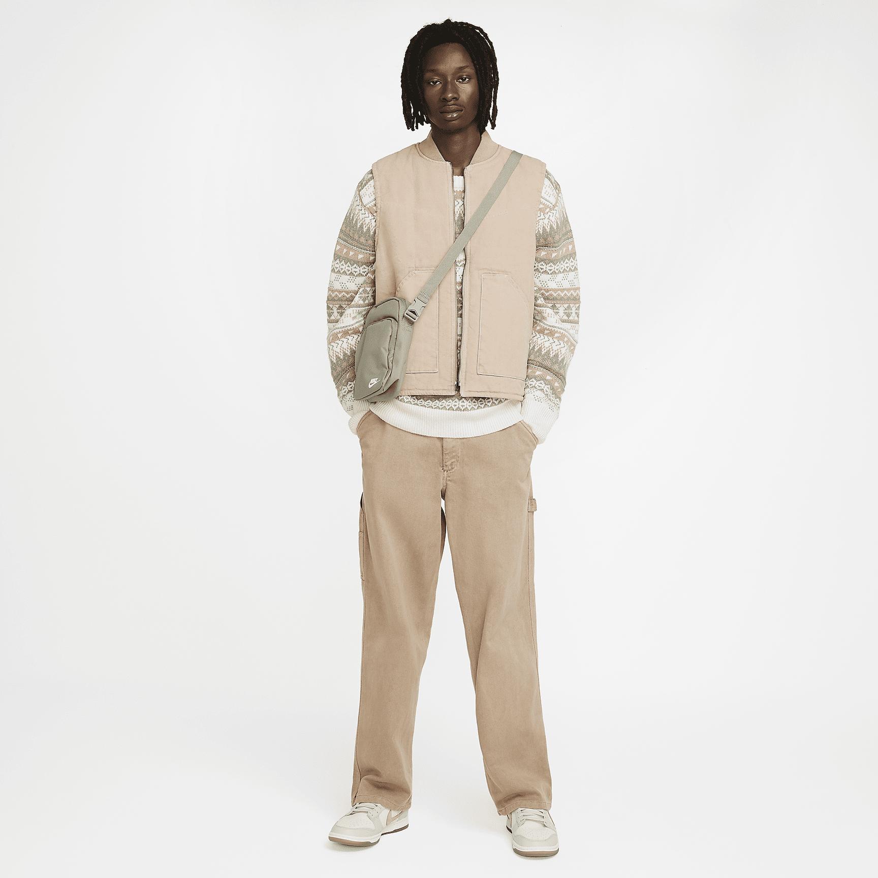 Nike Life Men's Padded Work Vest Product Image