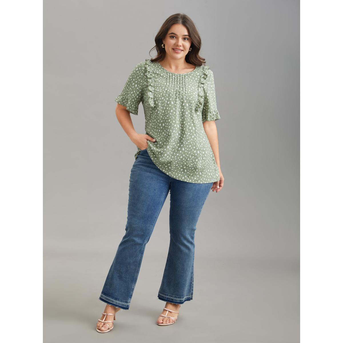 Plus Size Greenbean Ruffled Edges Pleated Floral Shirt Women Elegant Short sleeve Round Neck Everyday Blouses BloomChic 22-24/3X Product Image