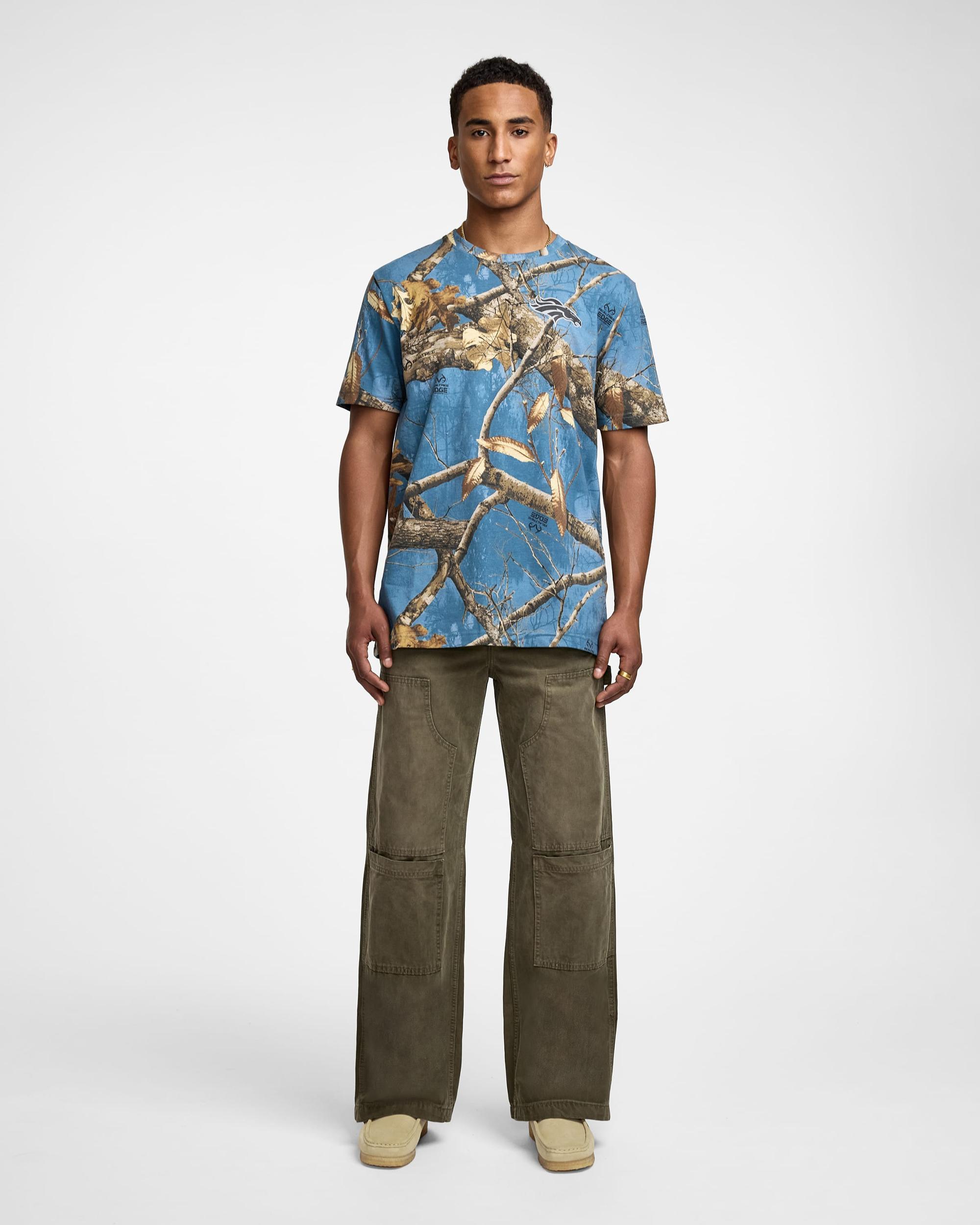 San Francisco 49ers Realtree T-Shirt Male Product Image