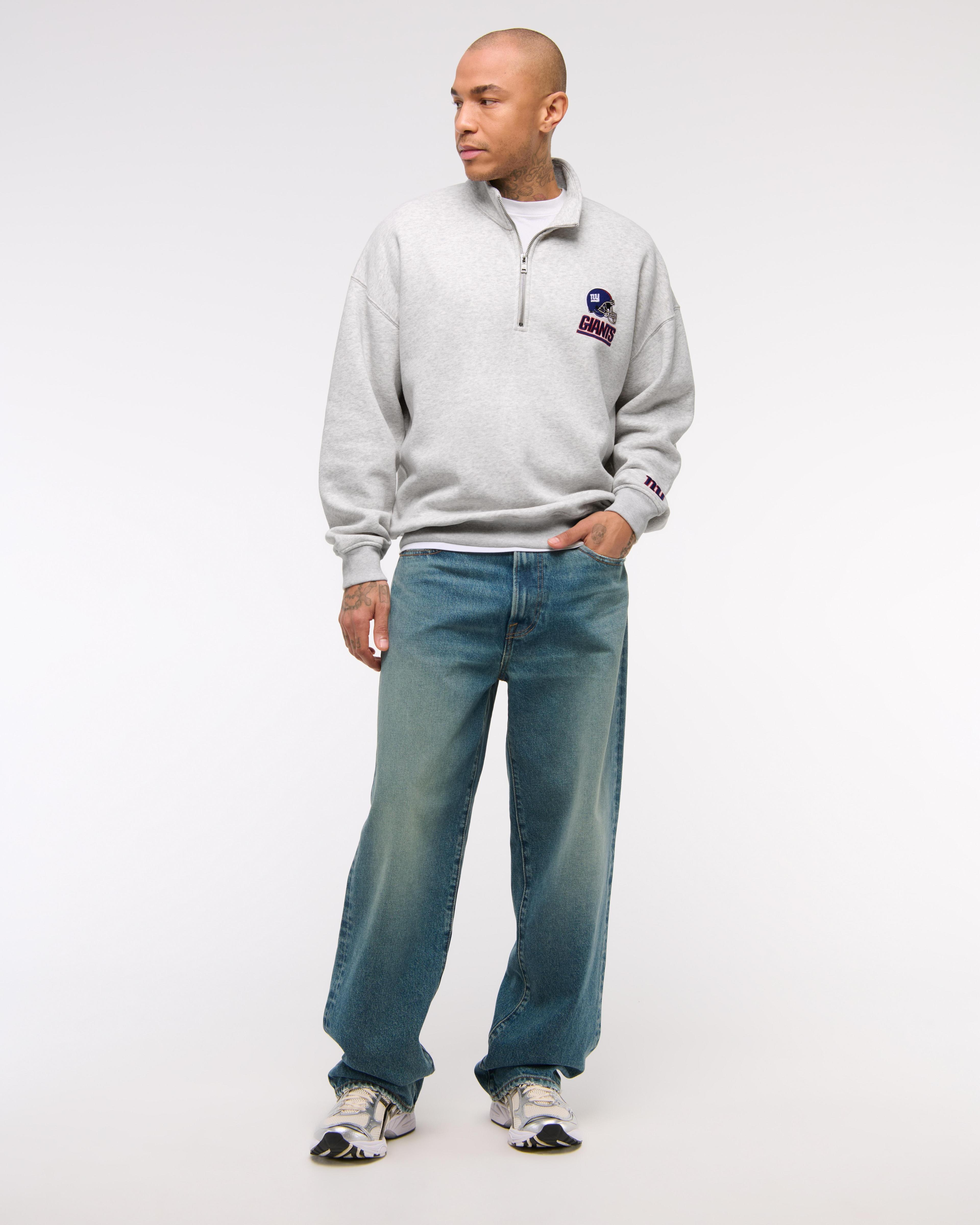 Chicago Bears Half-Zip Sweatshirt Product Image