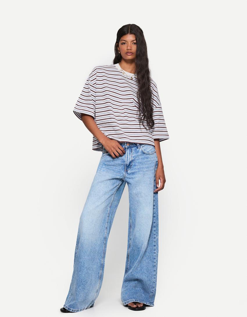 Boxy short sleeve T-shirt Product Image