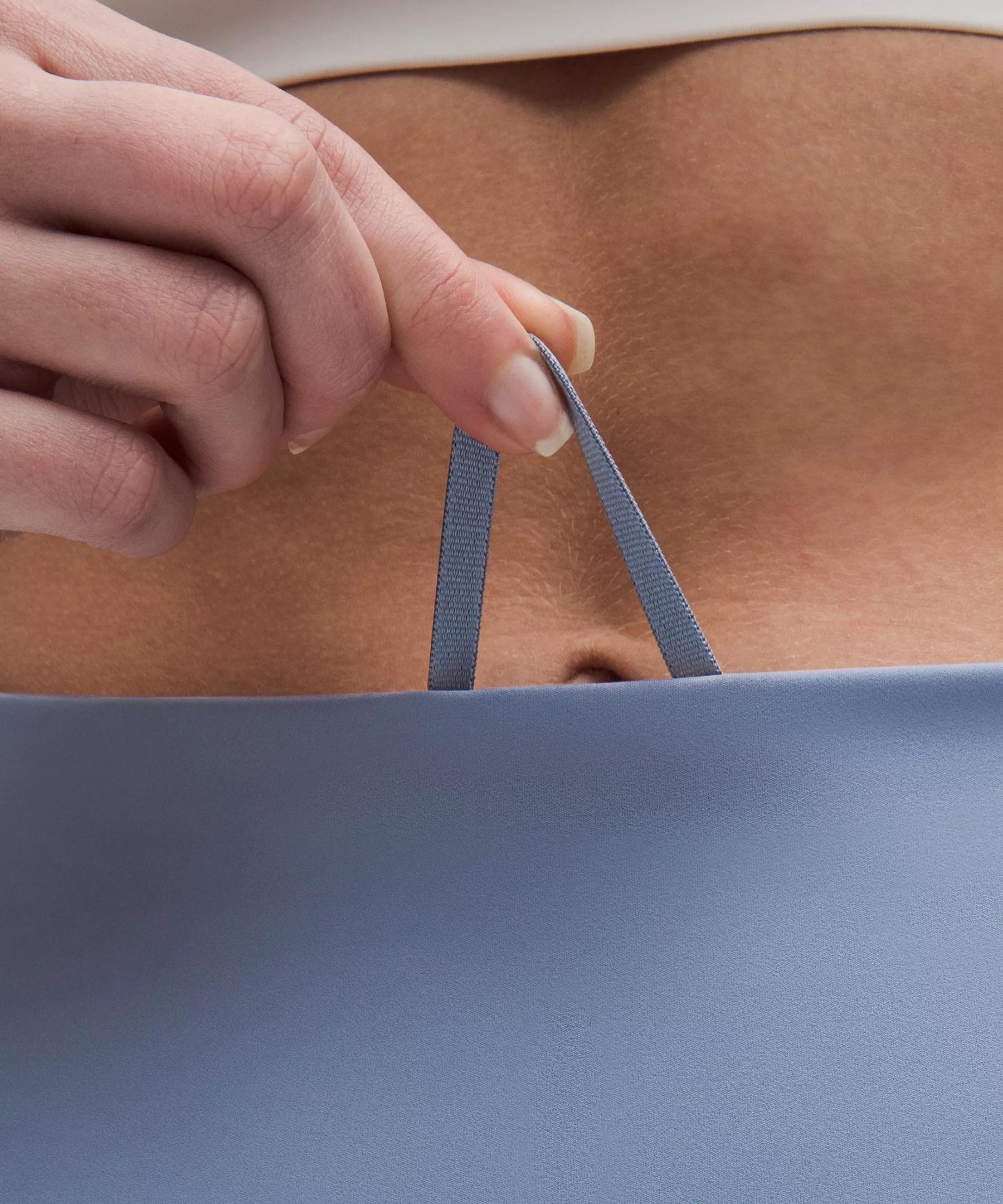 Fast and Free High-Rise Short 6" *5 Pocket Product Image