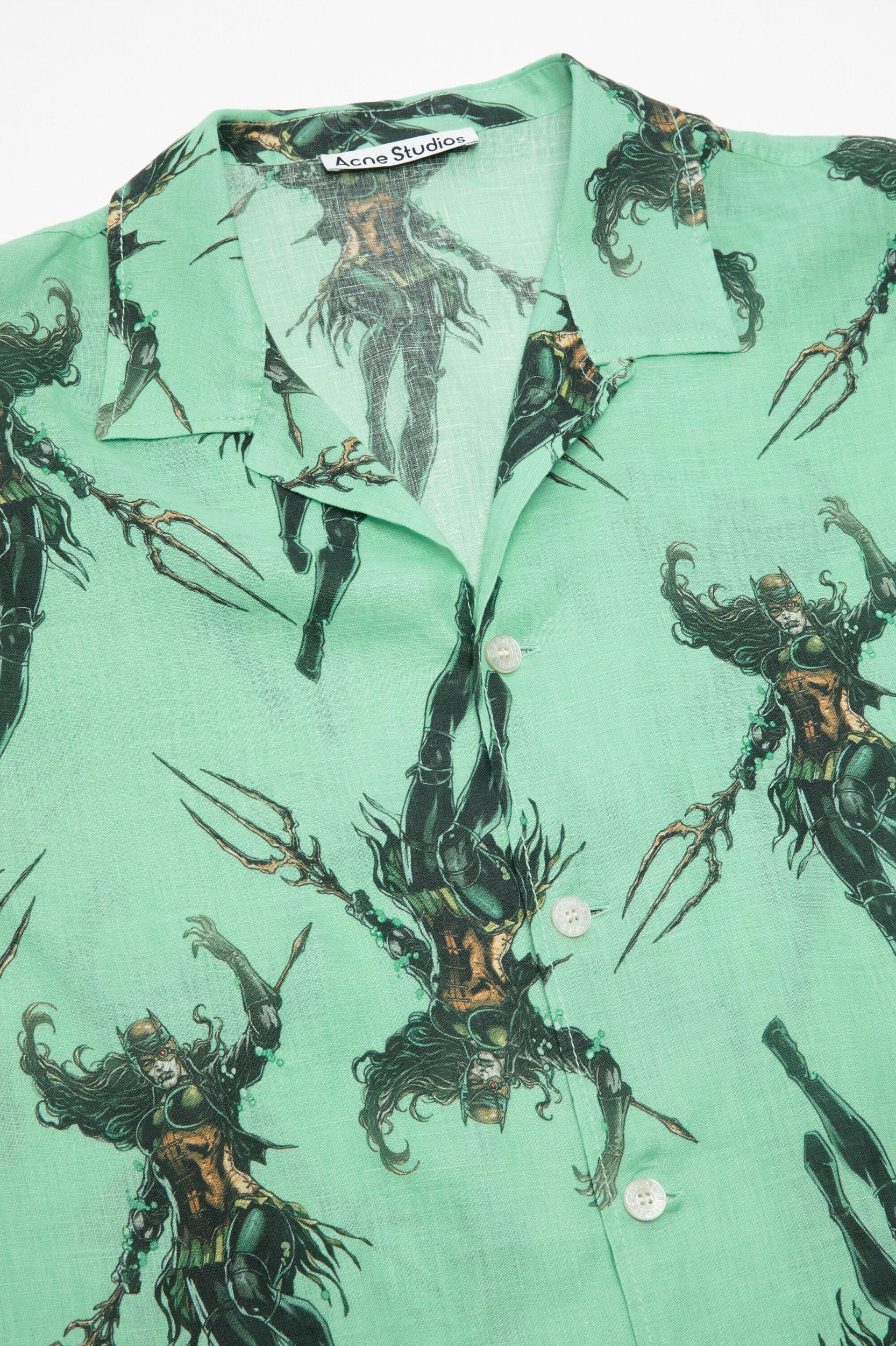 Button-up shirt printed Product Image