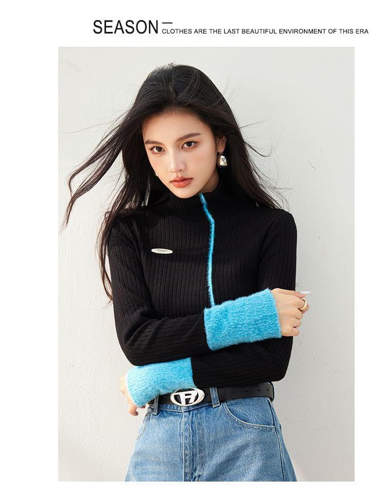 Mock Neck Two Tone Ribbed Sweater Product Image