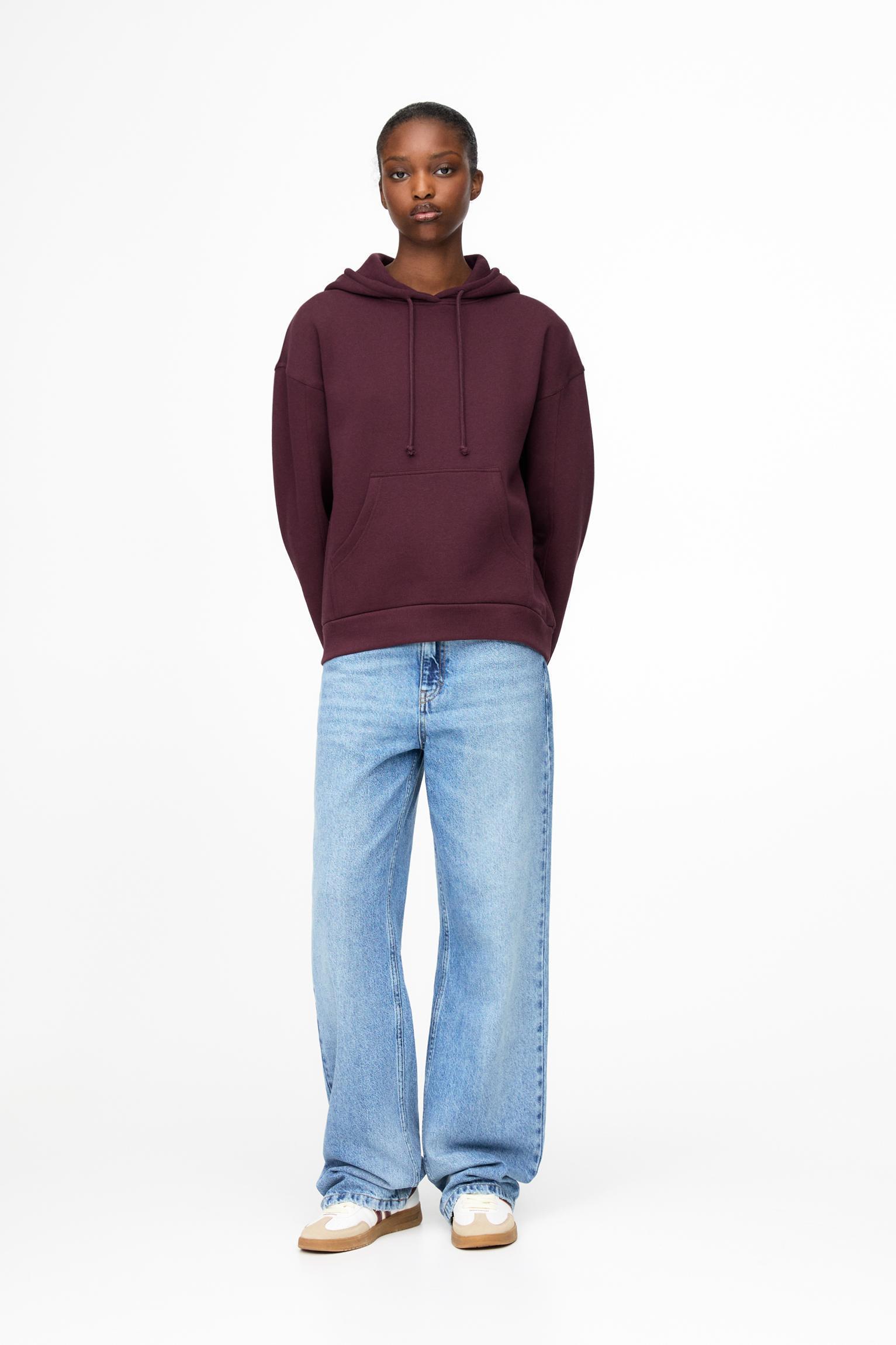 Basic hooded sweatshirt Product Image