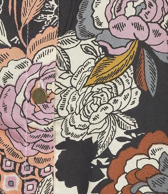 Intro Petite Size Soft Puckered Patch Floral Print Split Round V-Neck 3/4 Sleeve Button Front Shirt Product Image