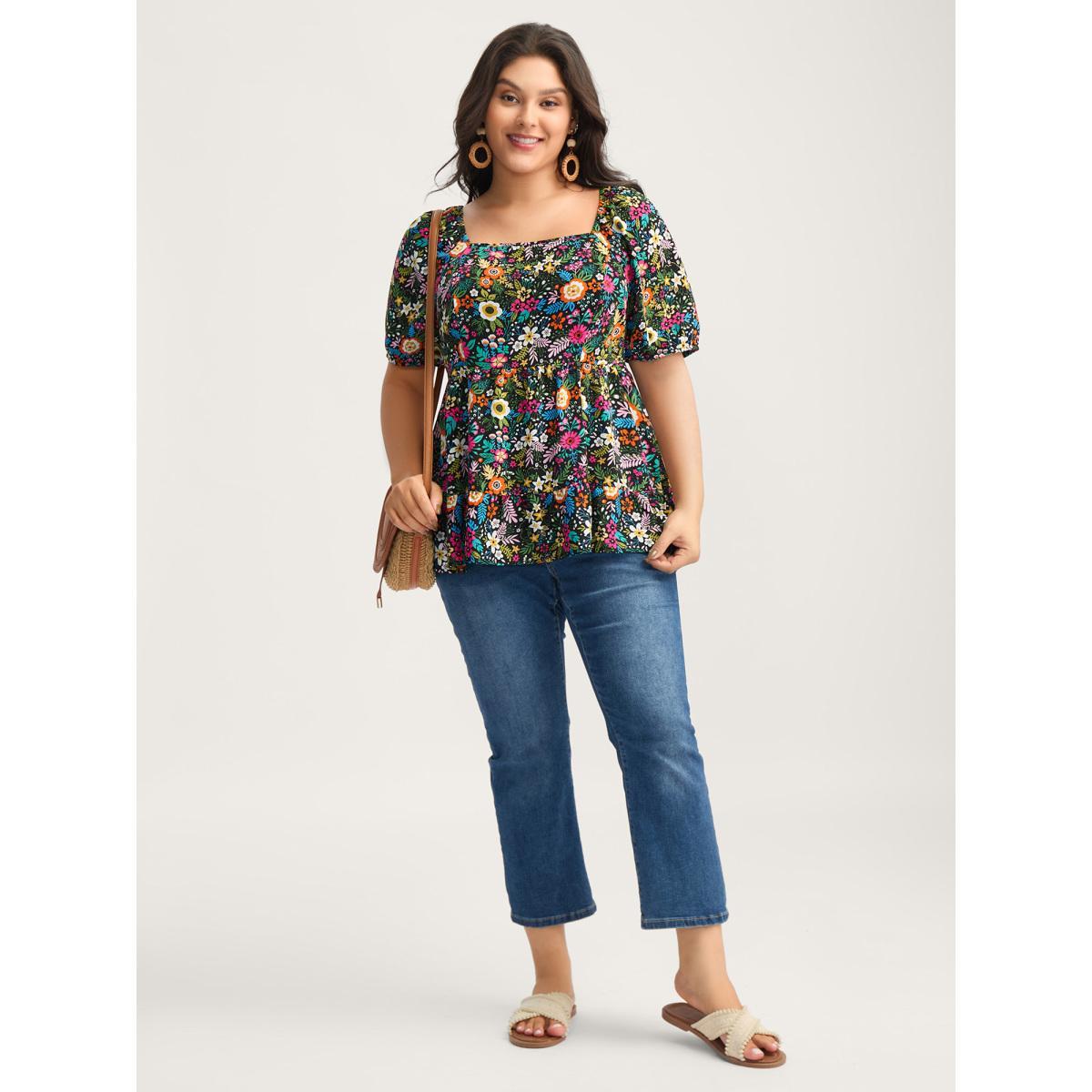 Plus Size DarkGreen Floral Square Neck Fit and Flare Blouse Women Playful Short sleeve Square Neck Vacation Blouses BloomChic 30/6X Product Image
