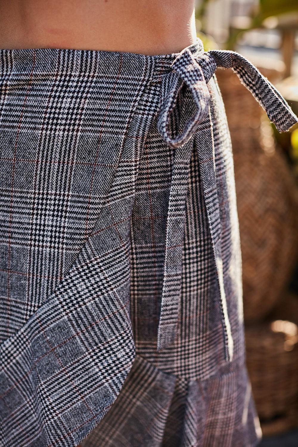 Main Strip Ruffle Rhapsody Midi skirt Product Image