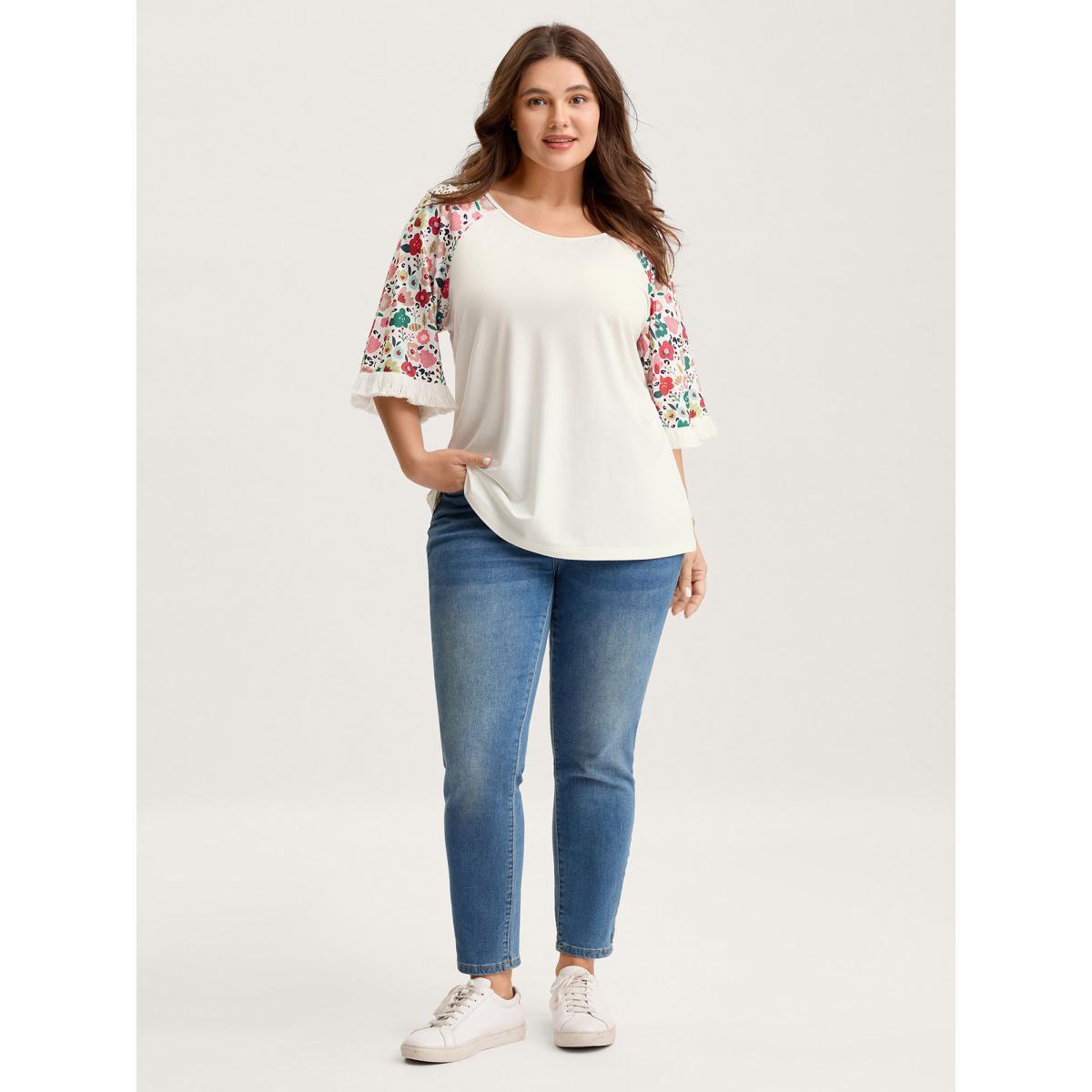 Plus Size Floral Raglan Sleeve Tassels T-Shirt Originalwhite Women Round Neck Everyday-Casual T-shirts BloomChic 14-16/1X Product Image