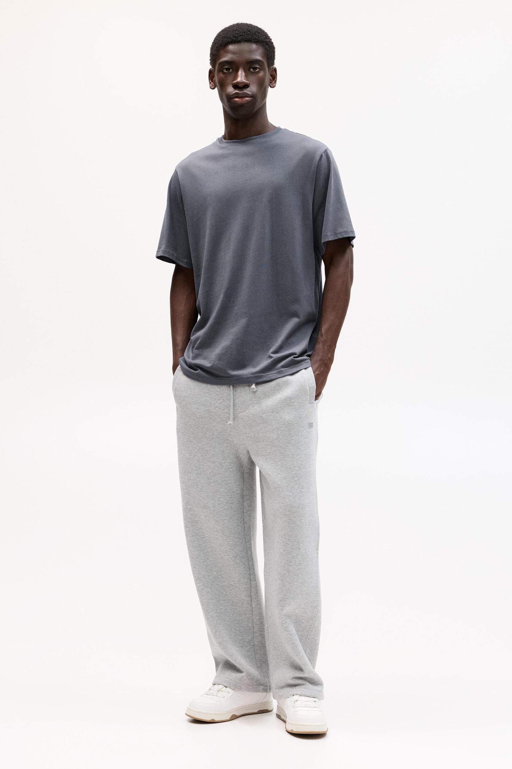 Basic short sleeve cotton T-shirt Product Image