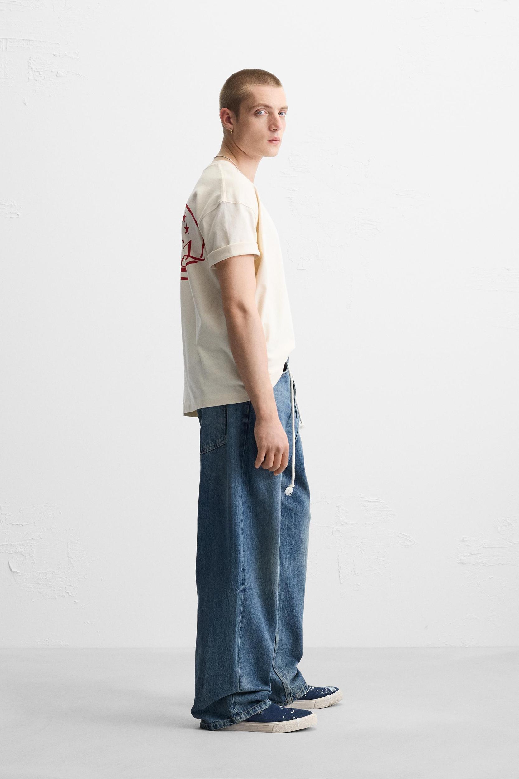 COMBINATION PRINT T-SHIRT Product Image