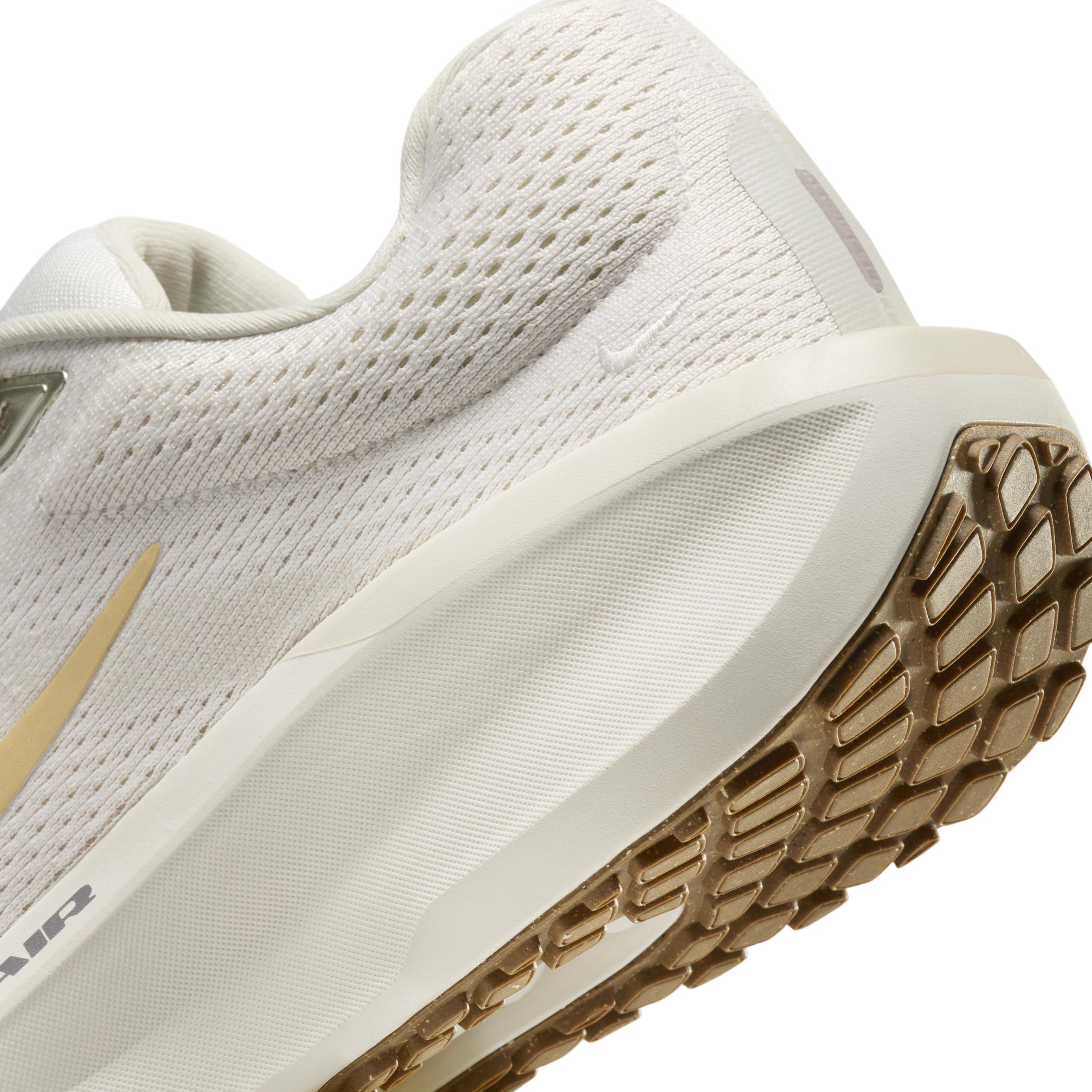 Nike Winflo 11 Women's Road Running Shoes Product Image