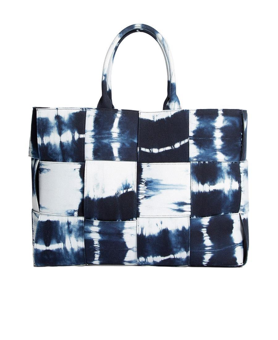 BOTTEGA VENETA Womens Navy-white-silver Intrecciato Large Tie-dye Cotton Tote Product Image