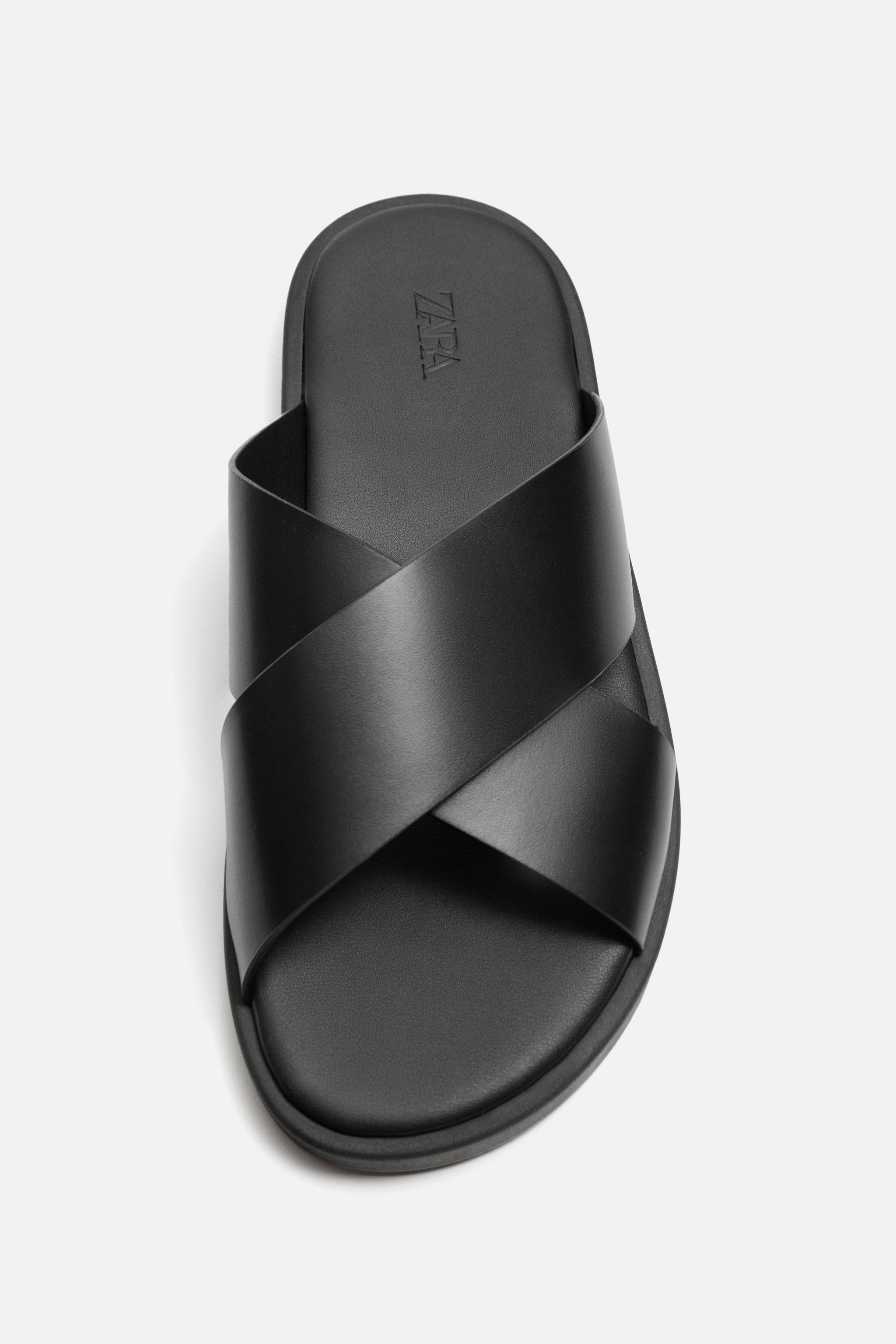 CROSSED SANDALS Product Image