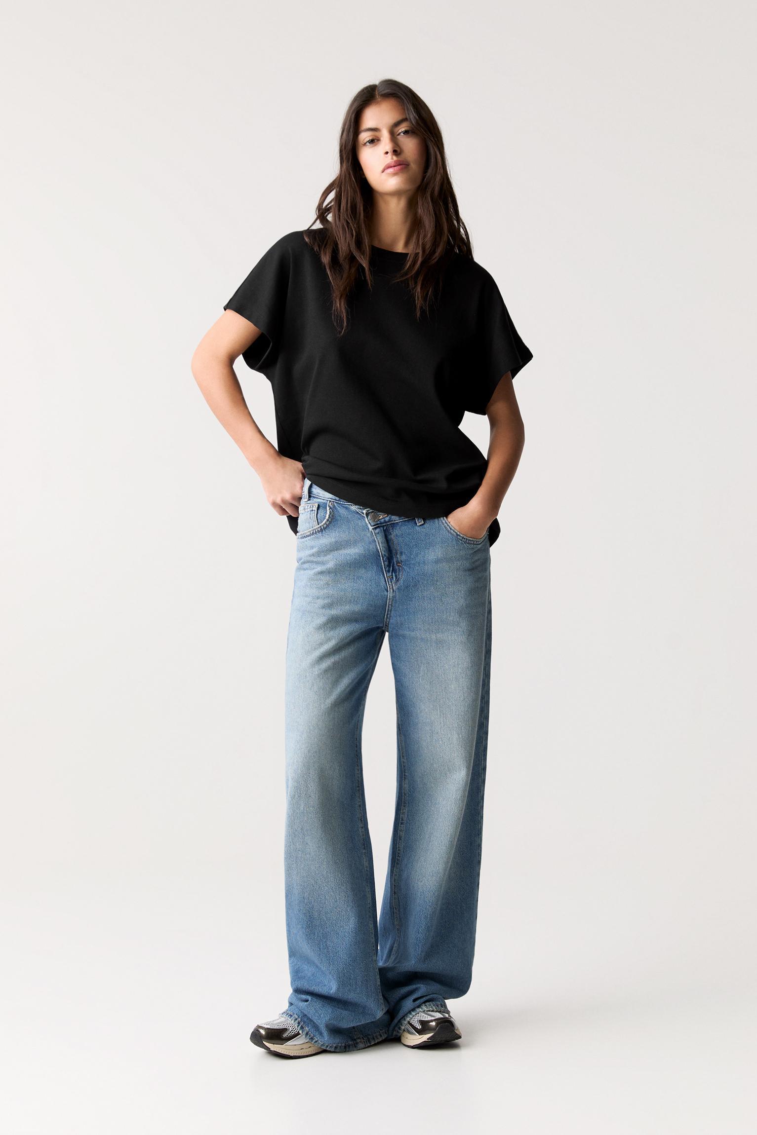 Basic oversized T-shirt Product Image