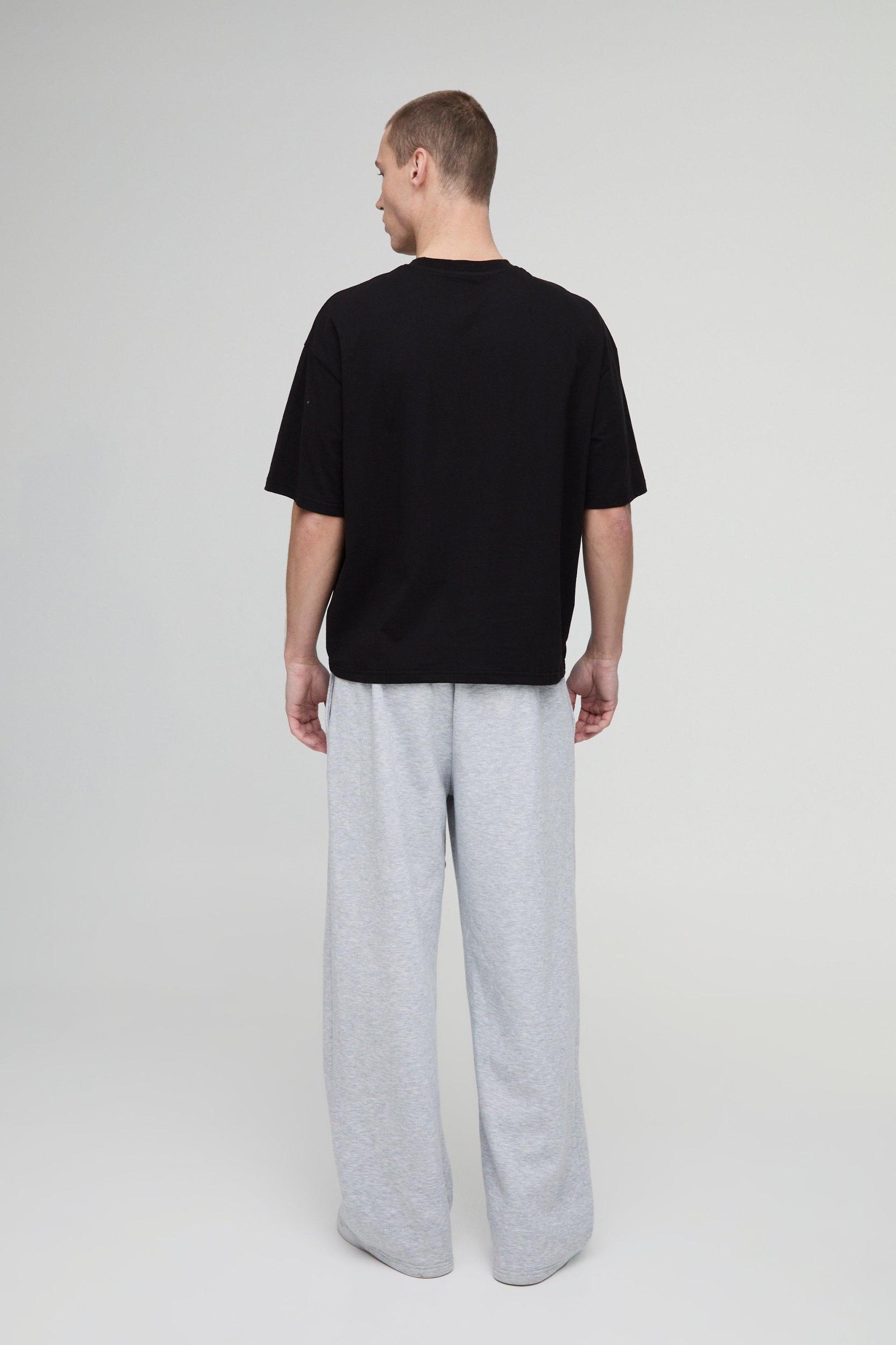Basic Oversized Boxy Crew Neck T-shirt | boohooMAN USA Product Image