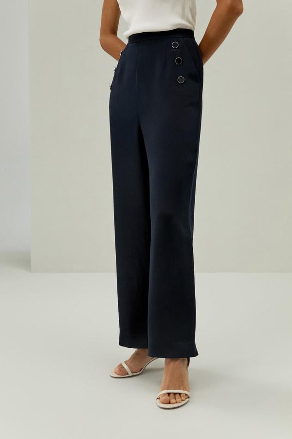 Nautical-Inspired Cropped Trousers Product Image