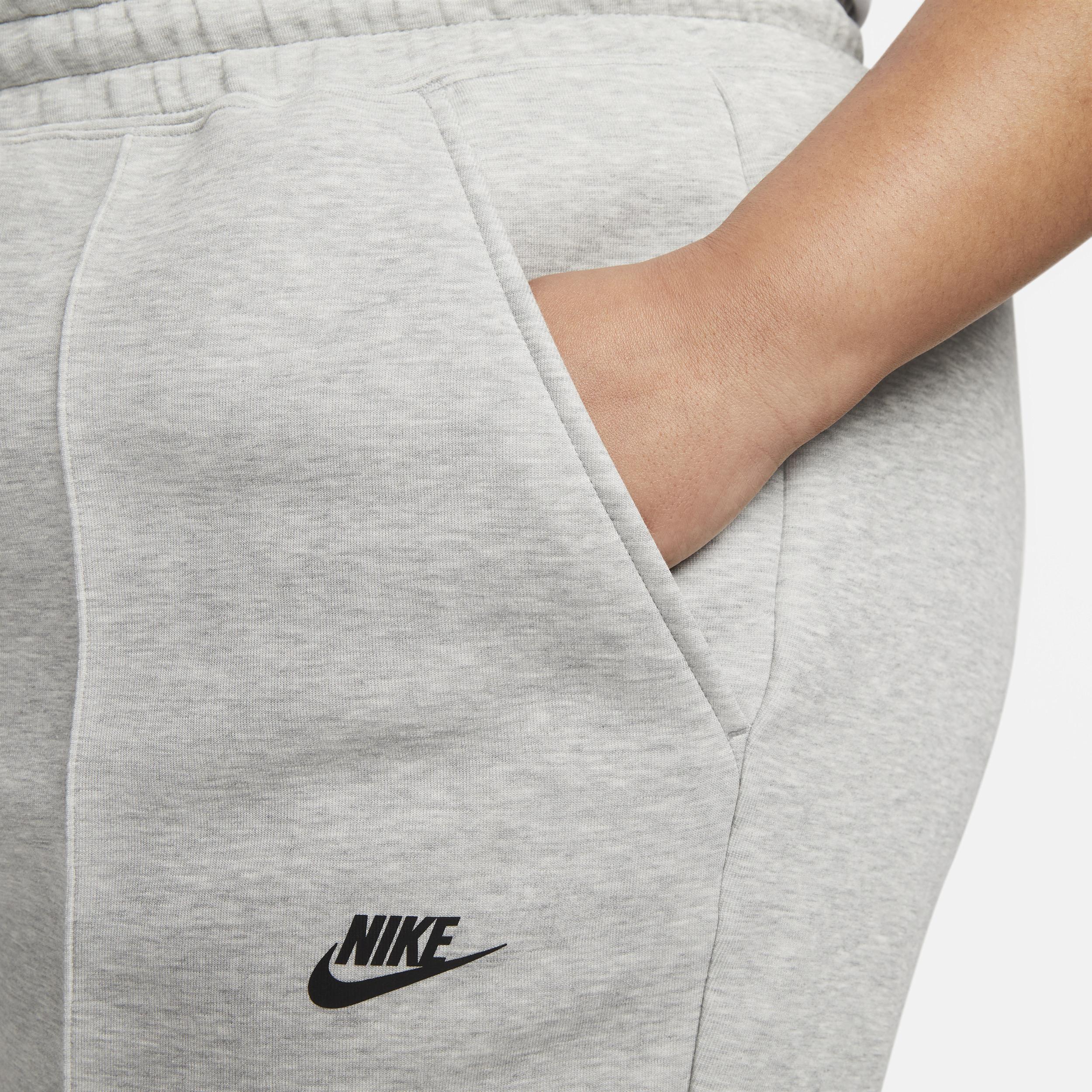 Women's Nike Sportswear Tech Fleece Mid-Rise Jogger Pants (Plus Size) Product Image