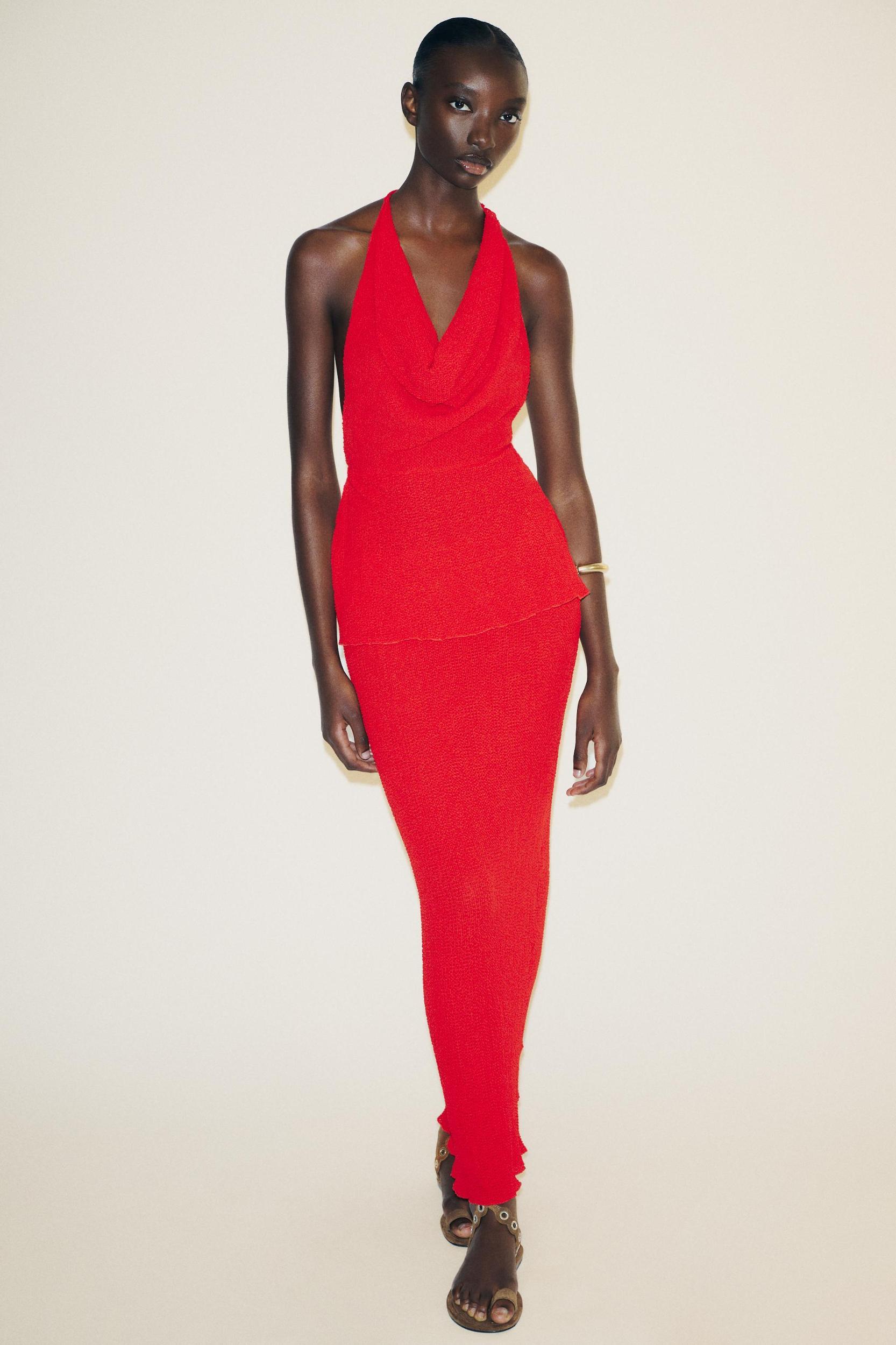 MULTI-POSITION LAYERED TEXTURED TOP Product Image