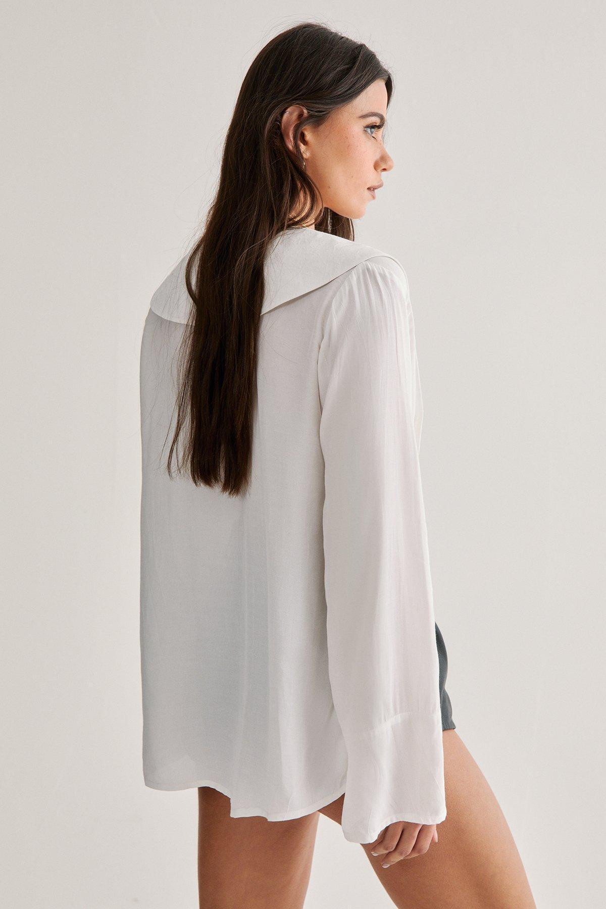Oversized Collar Fluted Sleeve Shirt Product Image