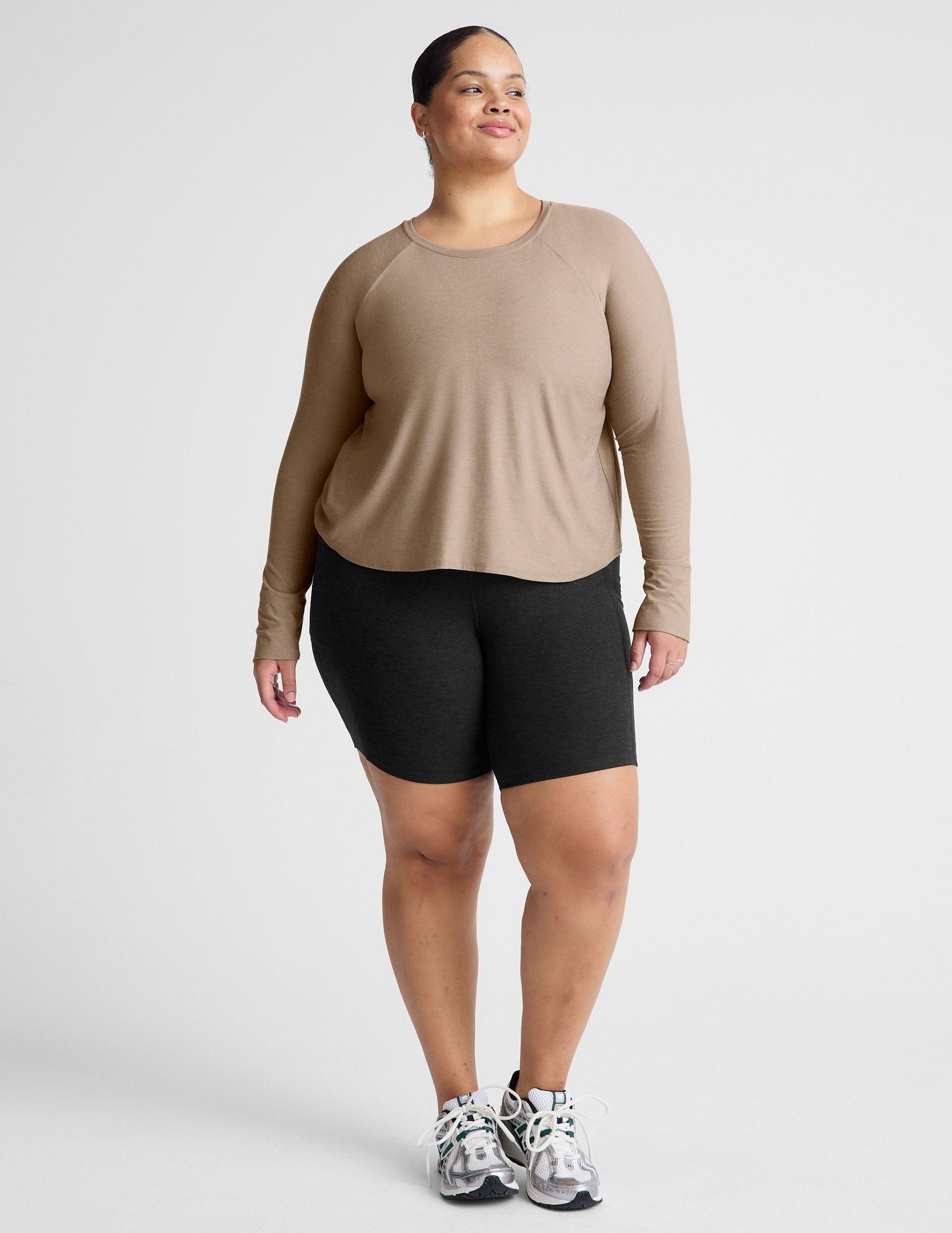 Featherweight Daydreamer Pullover Product Image