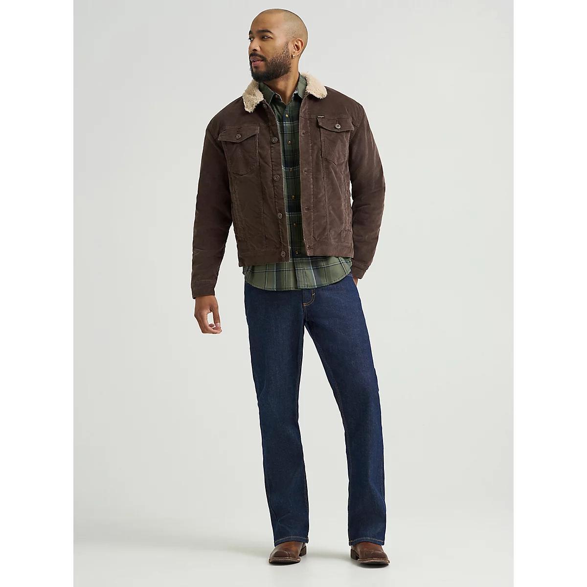 Men's Wrangler® Sherpa Lined Corduroy Trucker Jacket in Chocolate Product Image
