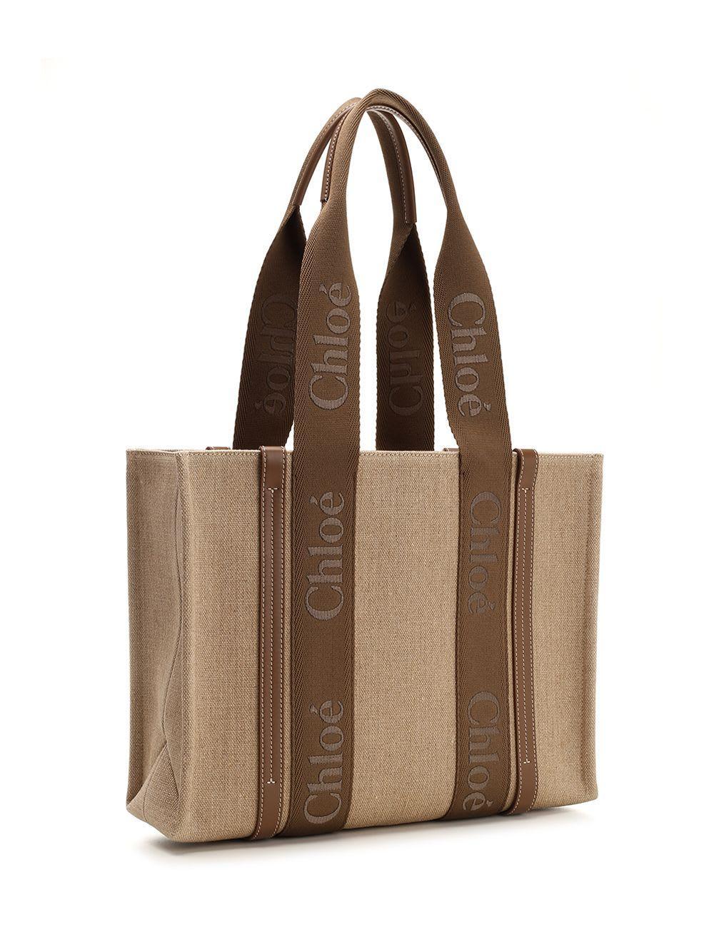 Medium Woody Tote Bag In Dark Nut Product Image