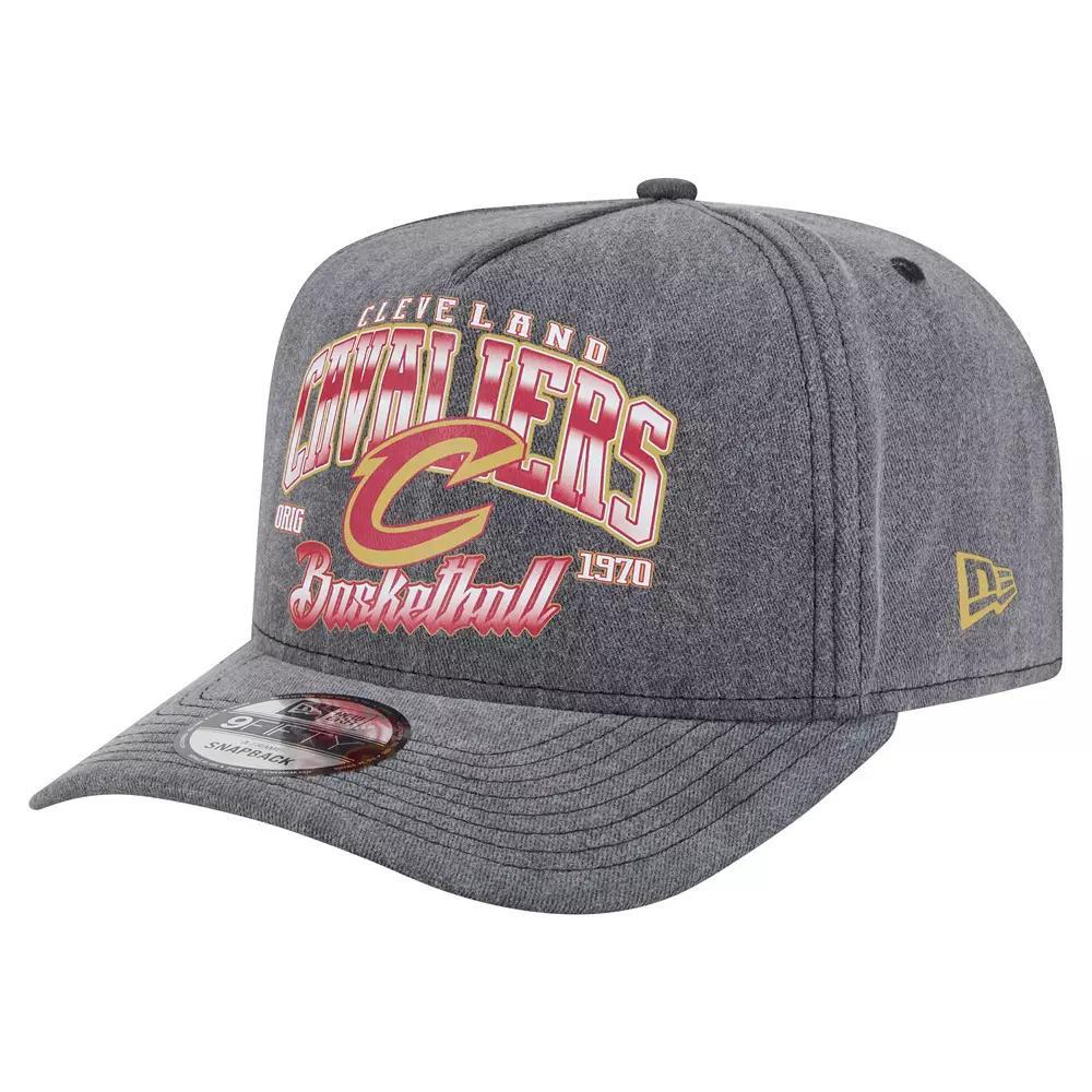 Men's New Era  Charcoal Cleveland Cavaliers Throwback Washed Pre-Curved 9FIFTY Snapback Hat Product Image