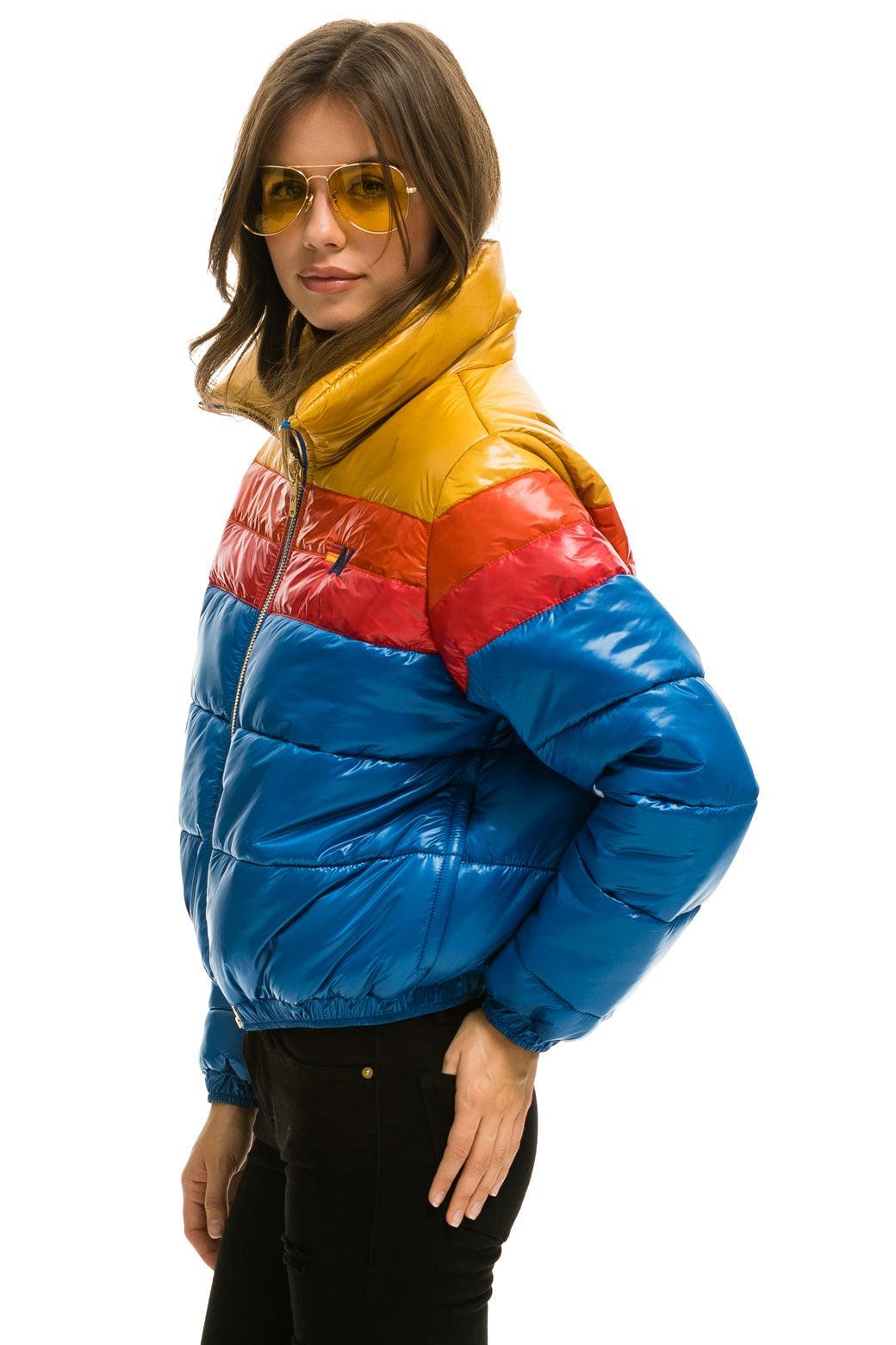 COLOR BLOCK LUXE APRES PUFFER JACKET -  GLOSSY SNORKEL BLUE Female Product Image