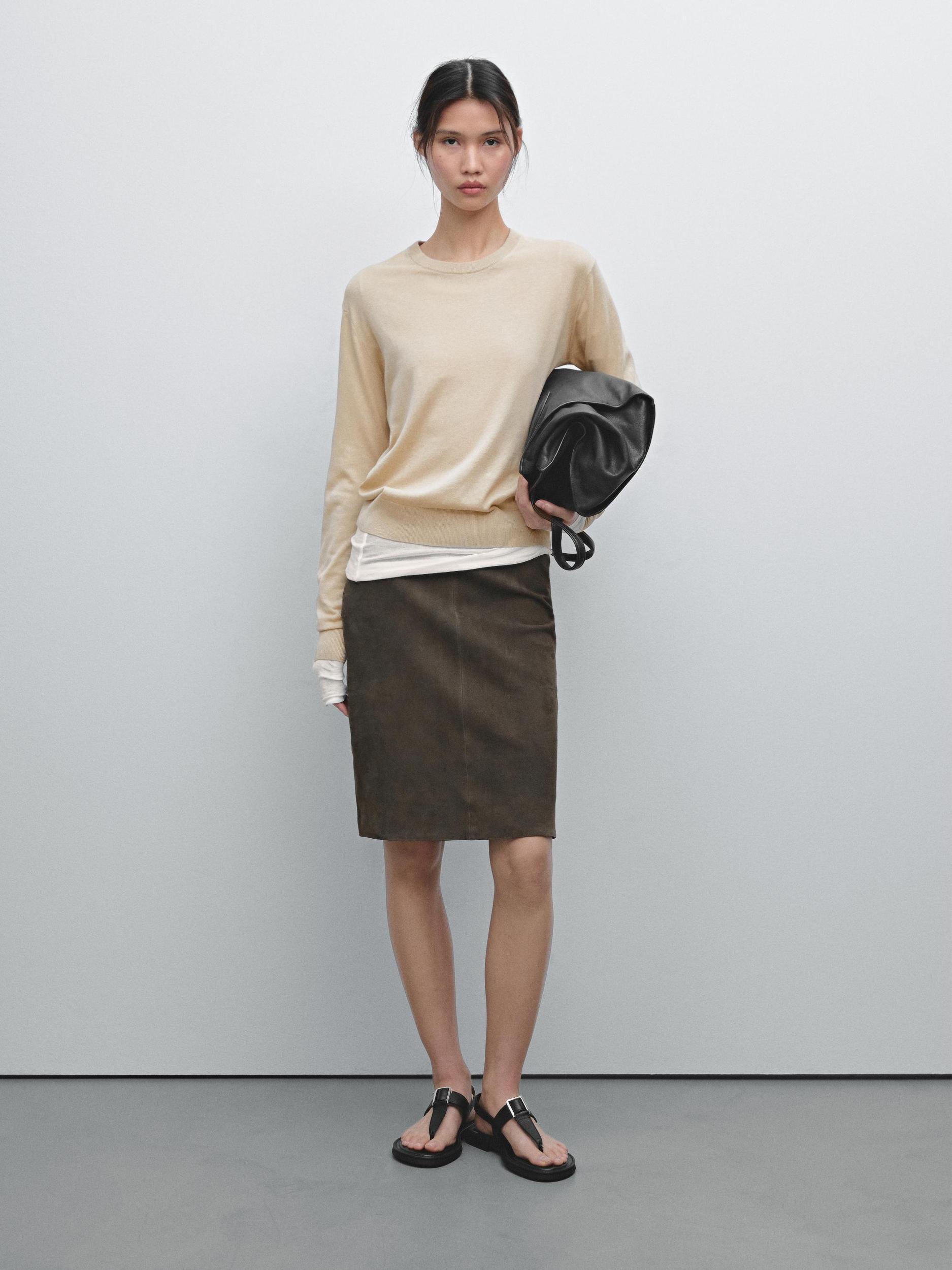 Knitted sweater round neck cotton blend Product Image