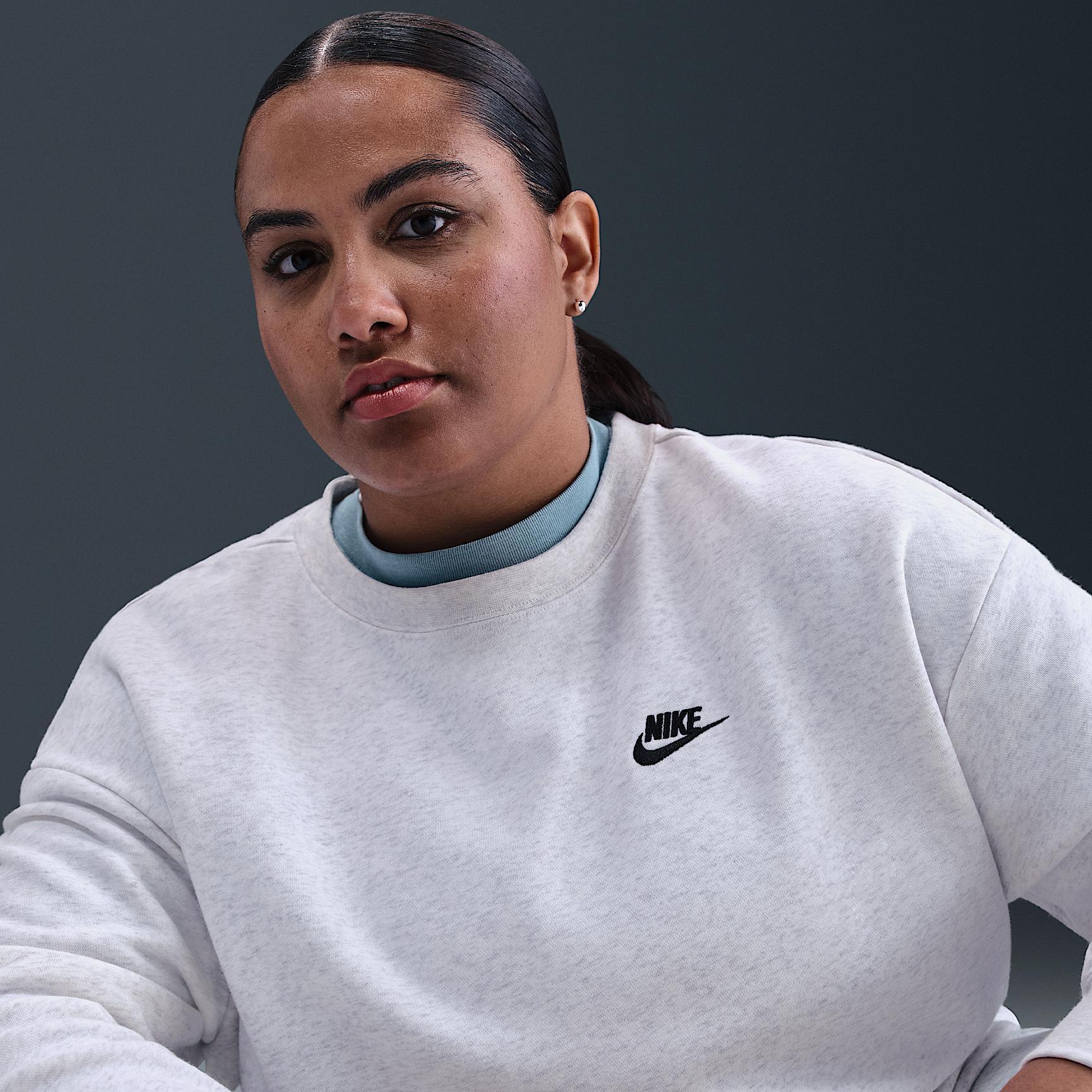 Womens Nike Sportswear Club Fleece Loose Crew-Neck Sweatshirt (Plus Size) | HV2328-051 Product Image