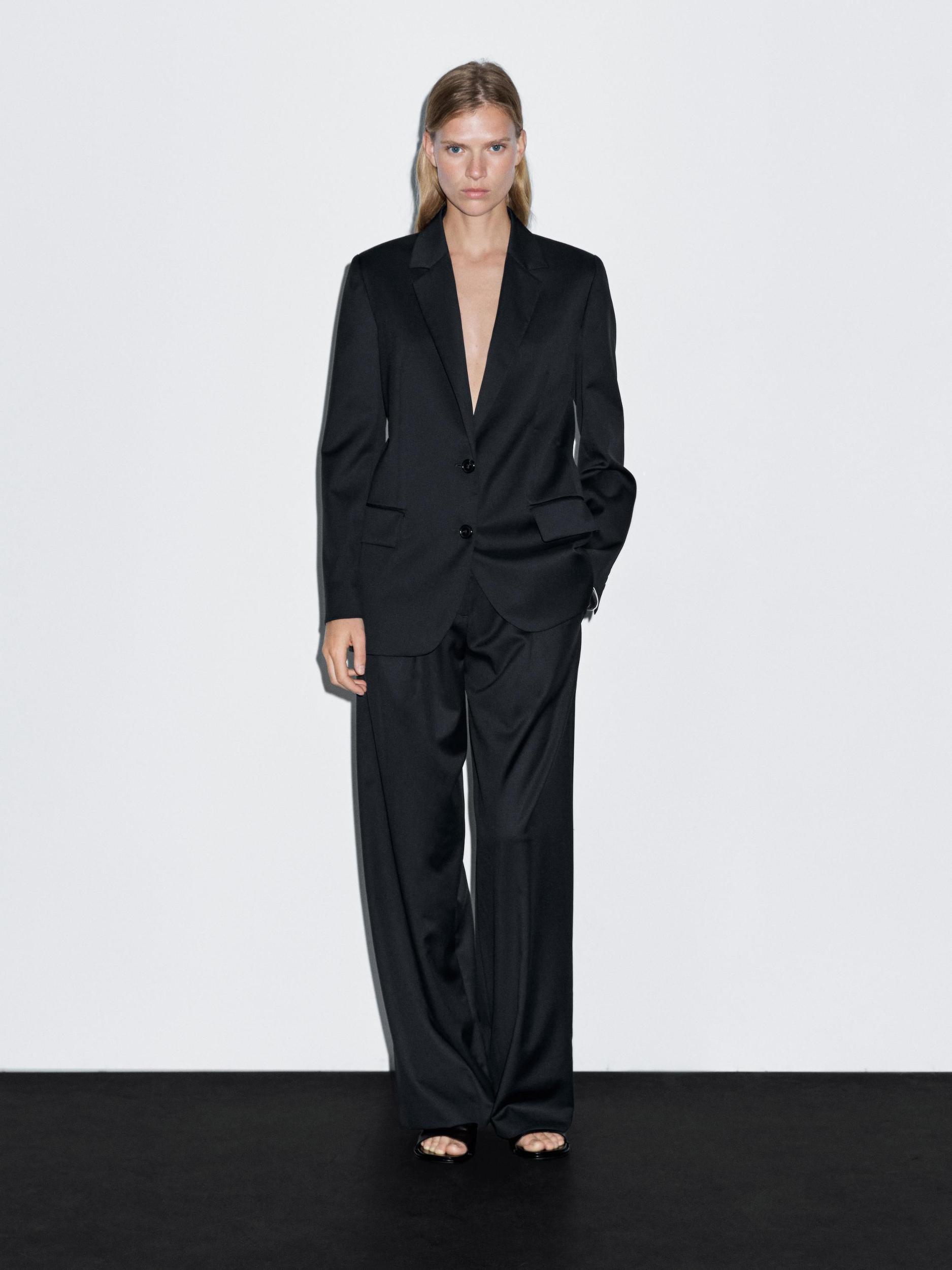 100% extra fine wool two-button blazer Product Image