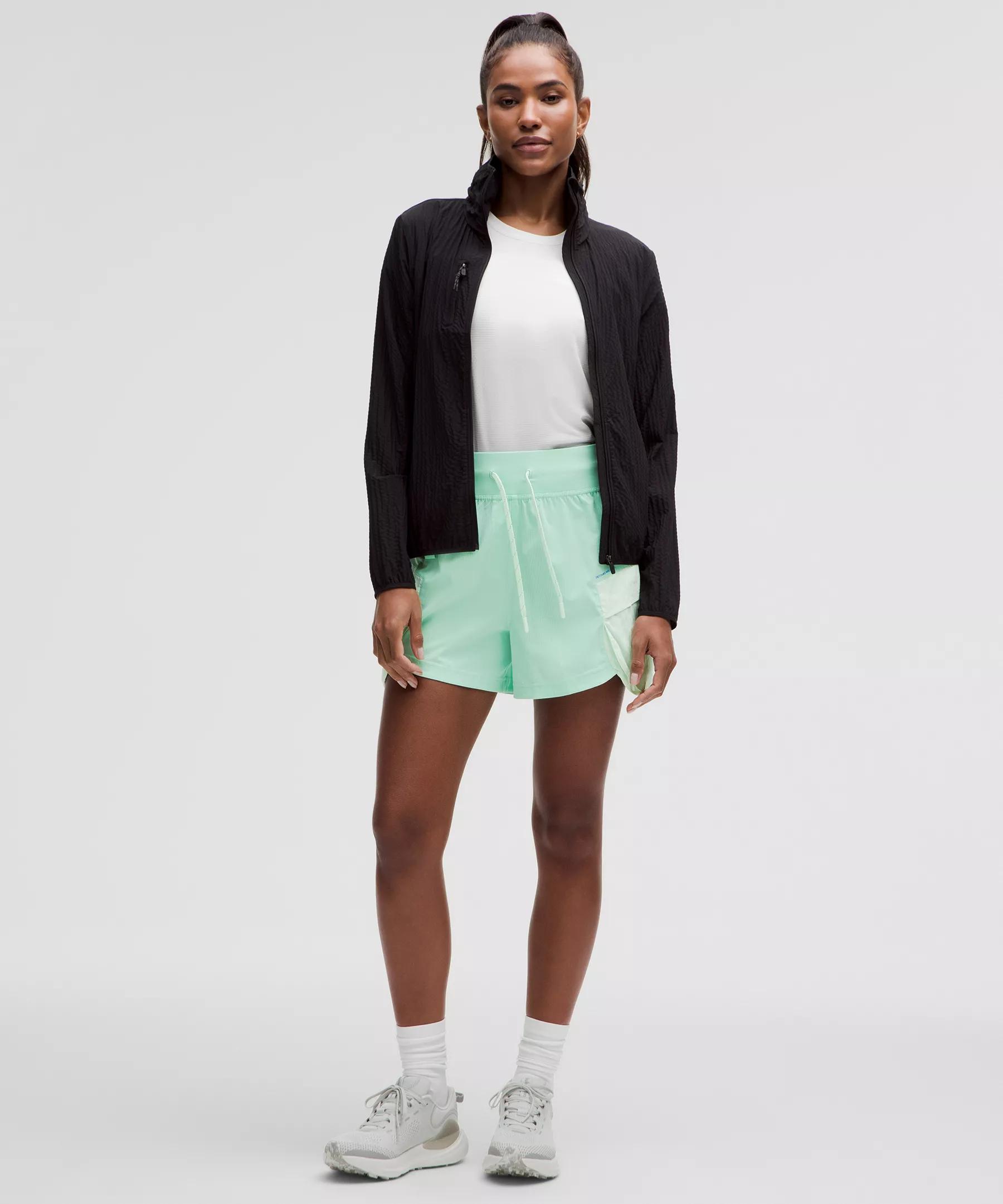 WovenAir High-Rise Hiking Short 4" Product Image