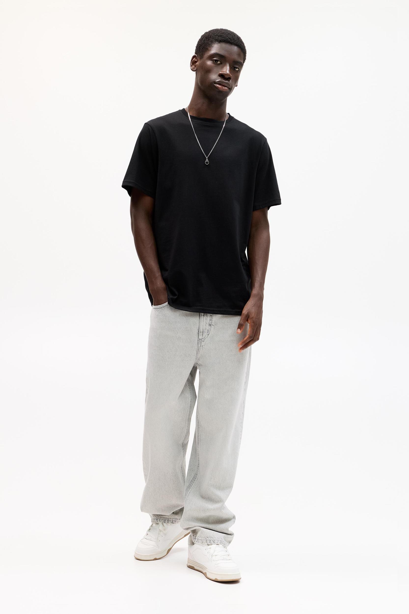 Basic short sleeve cotton T-shirt Product Image