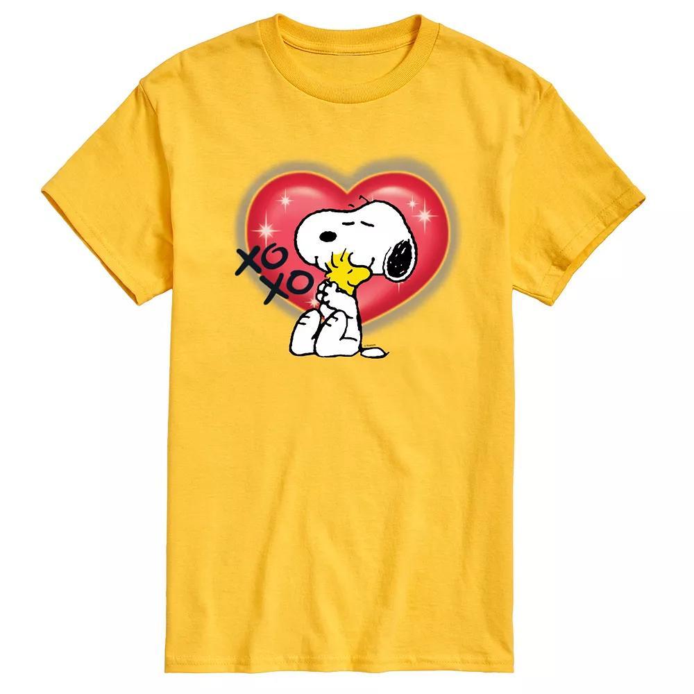 Men's Peanuts Snoopy Woodstock Airbrush Heart Graphic Tee,  Product Image