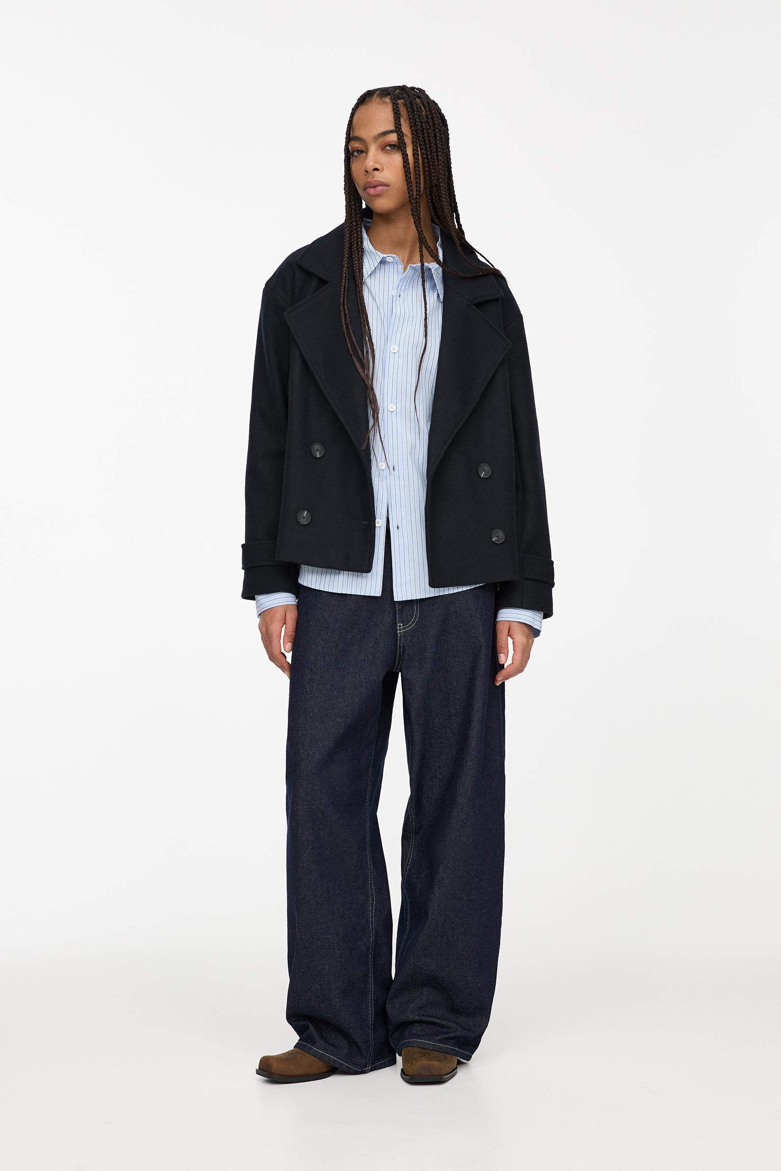 Short felt texture coat Product Image